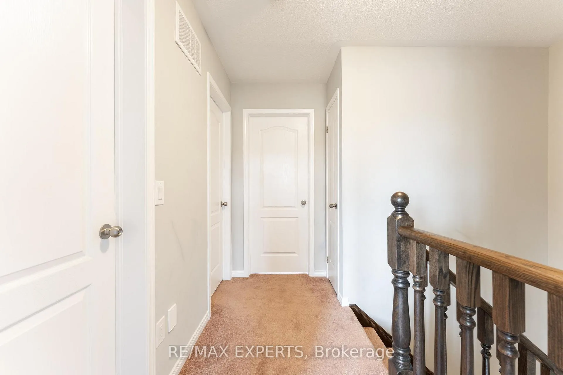 Photo 13 of 404 Dougall Avenue, Caledon, Rural Caledon — HOMEH