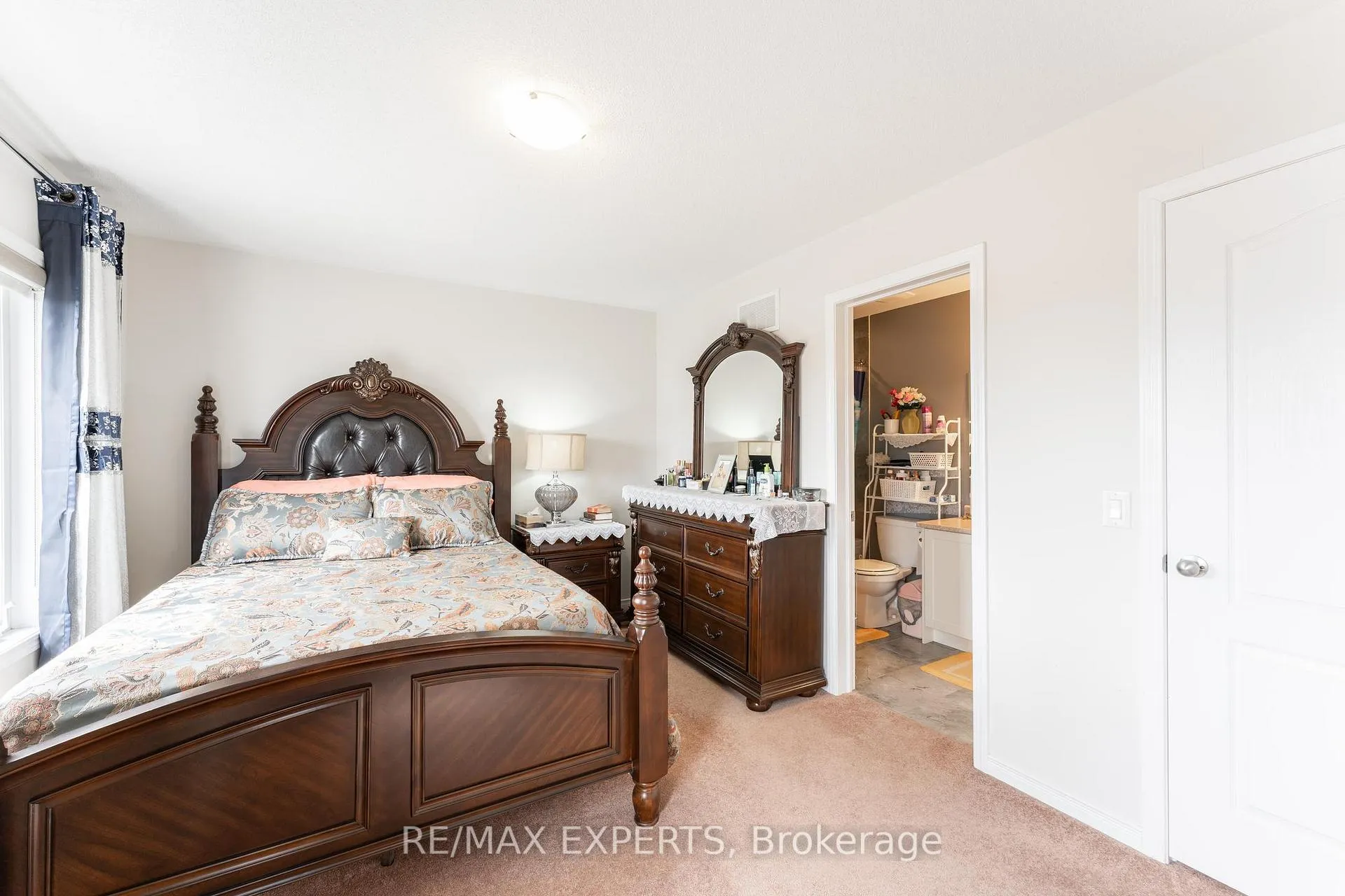 Photo 15 of 404 Dougall Avenue, Caledon, Rural Caledon — HOMEH