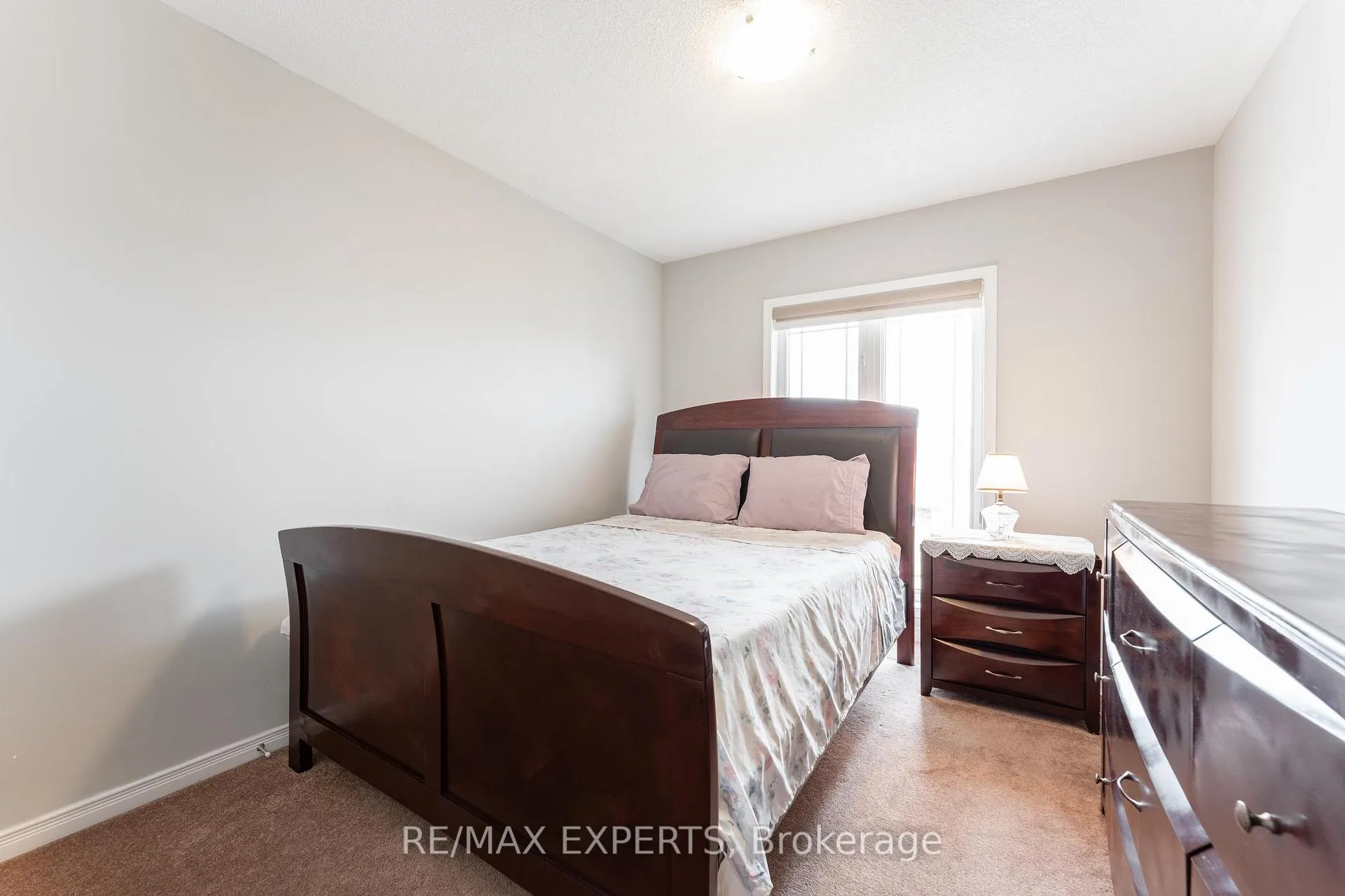 Photo 16 of 404 Dougall Avenue, Caledon, Rural Caledon — HOMEH