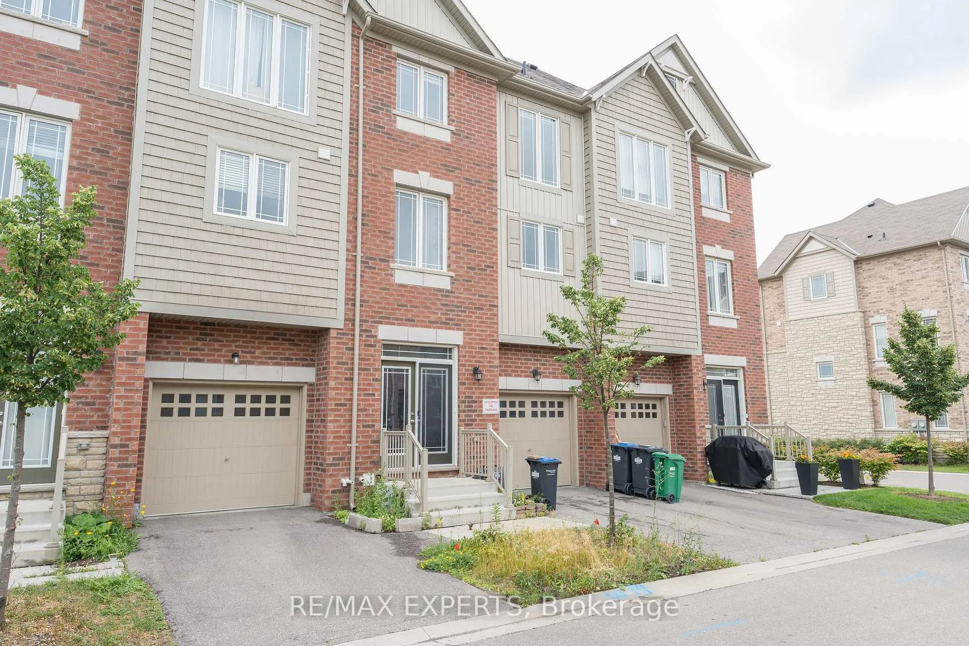 Photo 23 of 404 Dougall Avenue, Caledon, Rural Caledon — HOMEH