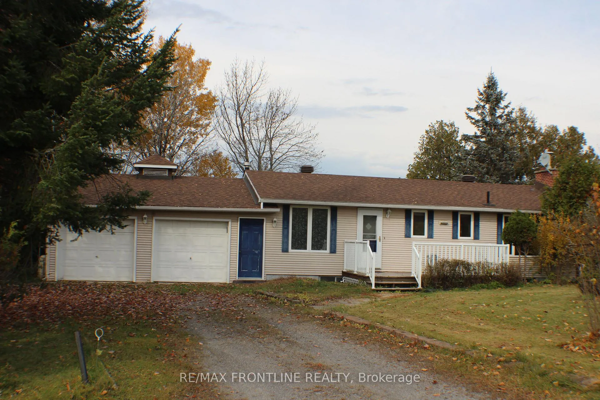 Photo 5 of 192 Hall Shore Road, Lanark Highlands, Lanark Highlands (Dalhousie) Twp — HOMEH