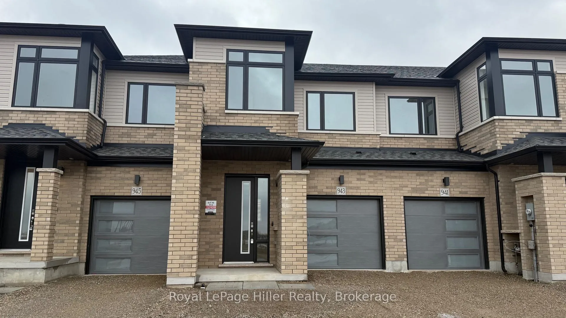 Photo 14 of 943 Douro Street, Stratford — HOMEH