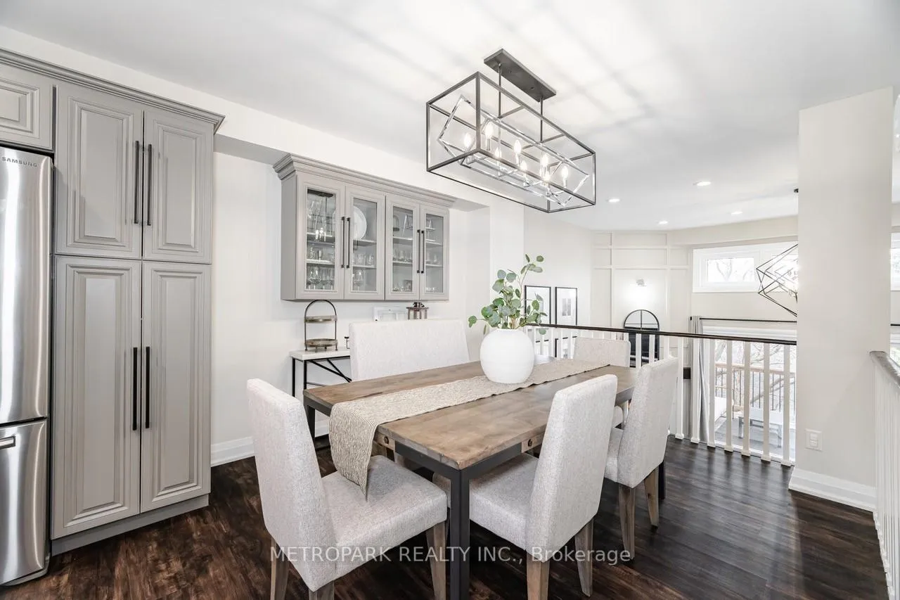 Photo 12 of 47 Old Firehall Lane, Vaughan, West Woodbridge — HOMEH