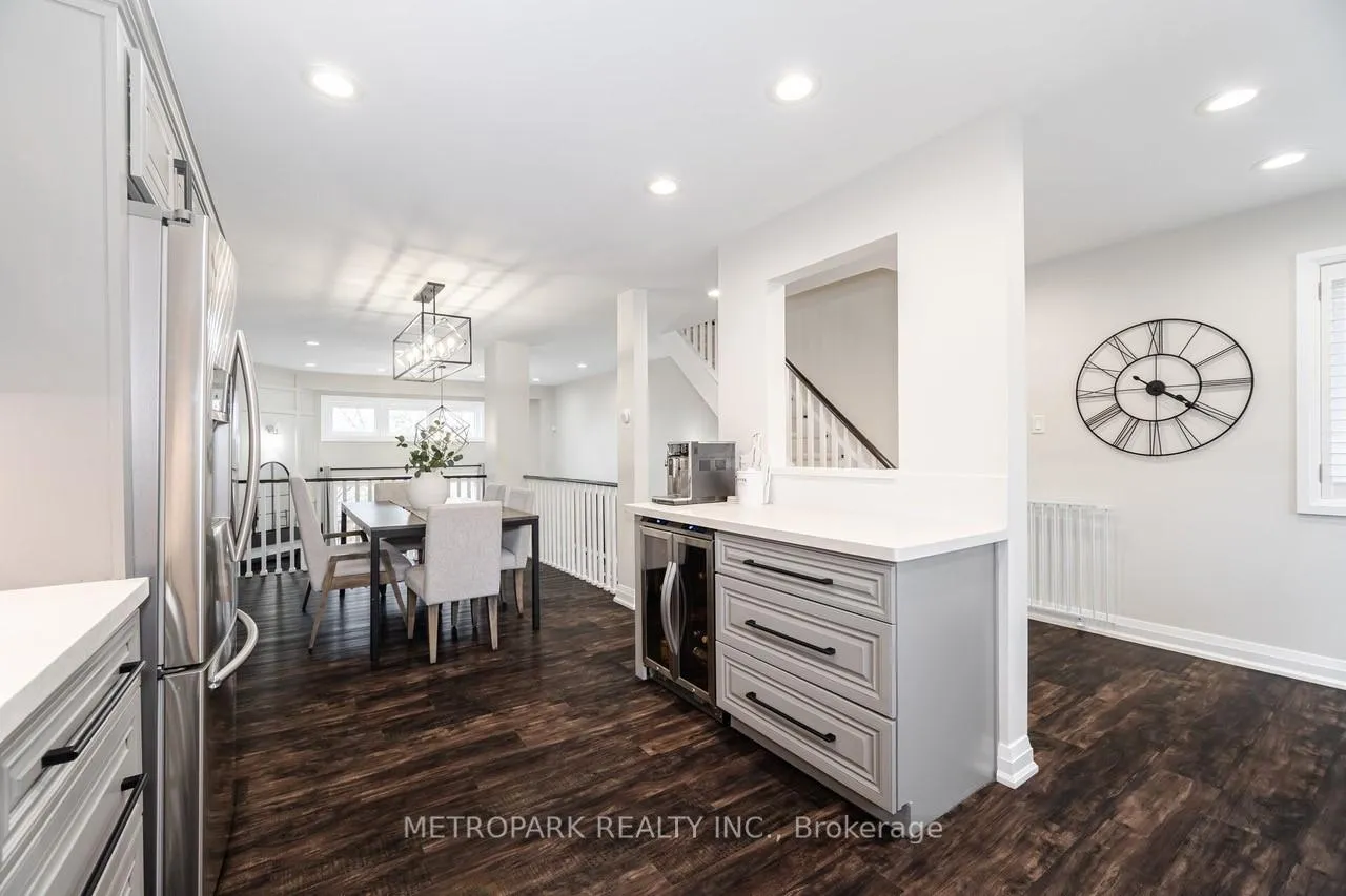 Photo 14 of 47 Old Firehall Lane, Vaughan, West Woodbridge — HOMEH