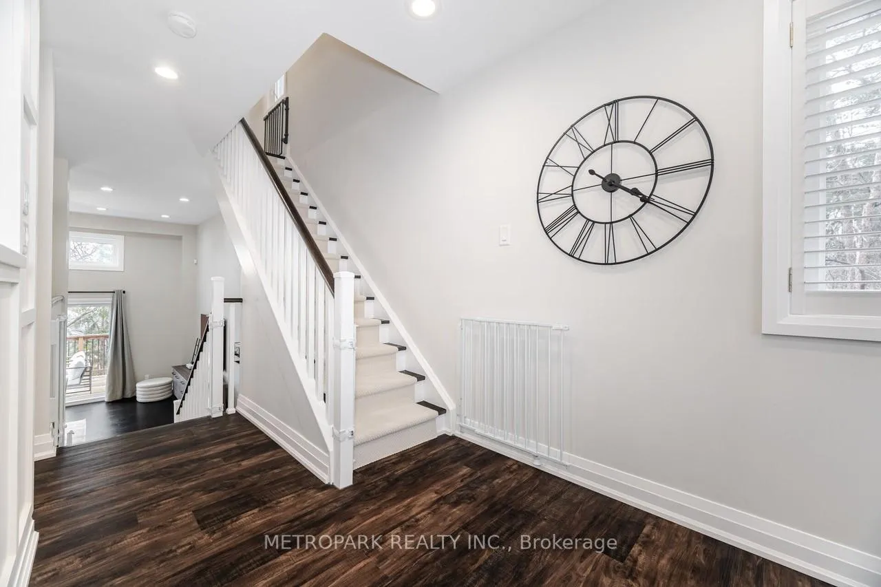 Photo 19 of 47 Old Firehall Lane, Vaughan, West Woodbridge — HOMEH