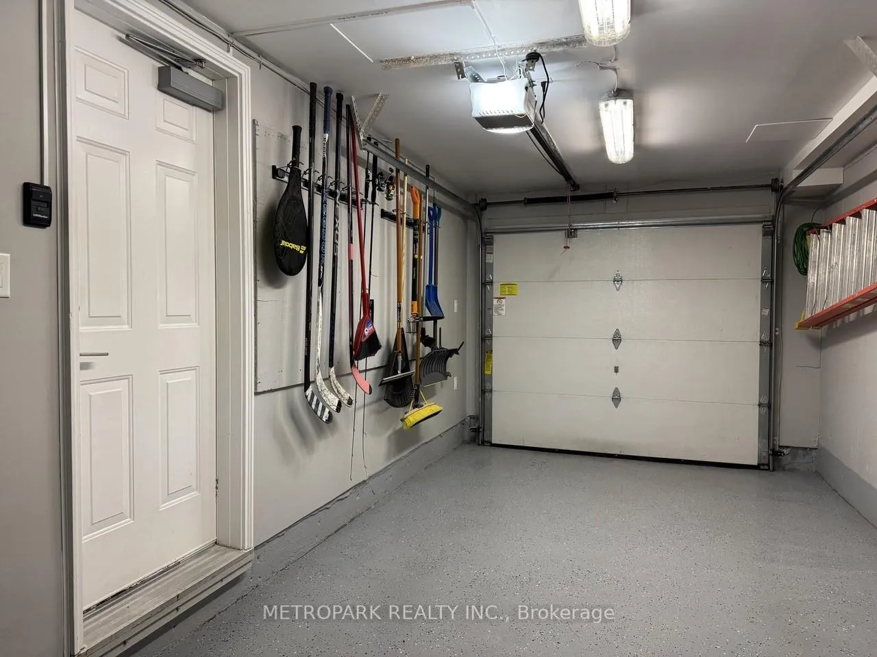 Photo 38 of 47 Old Firehall Lane, Vaughan, West Woodbridge — HOMEH