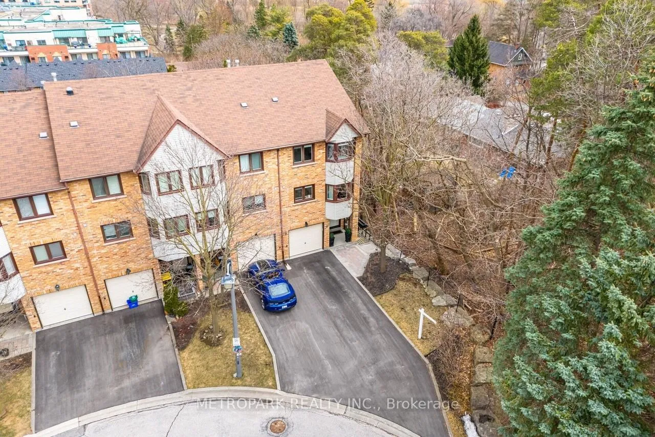Photo 47 of 47 Old Firehall Lane, Vaughan, West Woodbridge — HOMEH