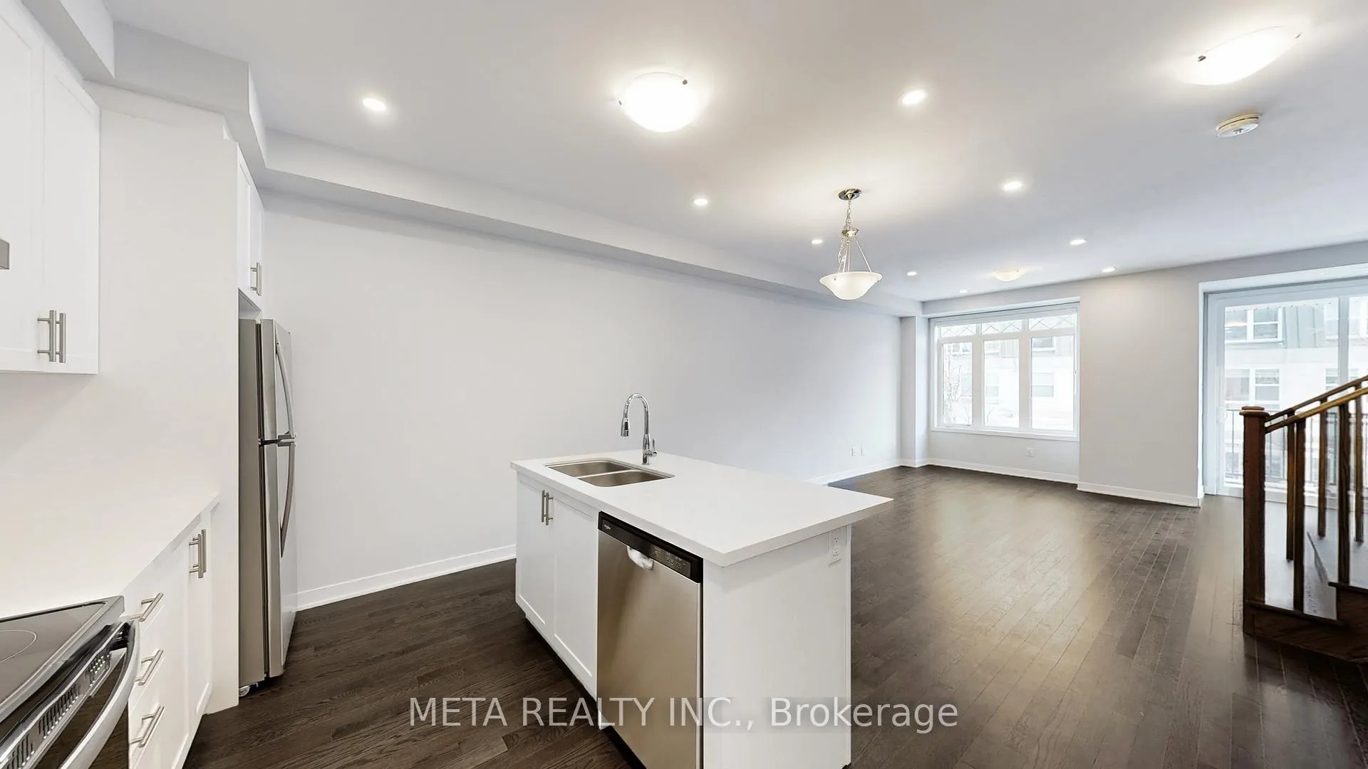 Photo 10 of 87 Anna Russell Way, Markham, Unionville — HOMEH