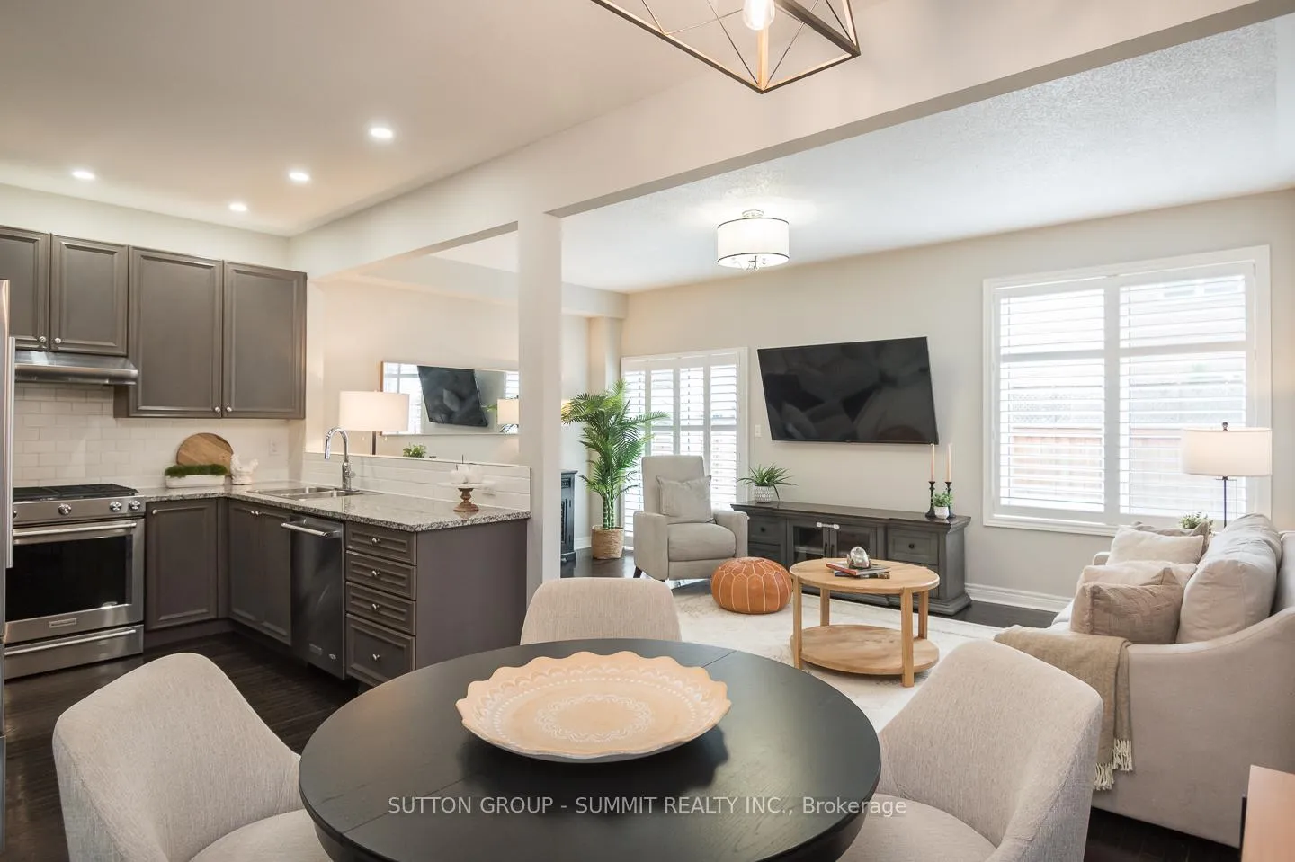 Photo 12 of 315 Bessborough Drive, Milton, Harrison — HOMEH