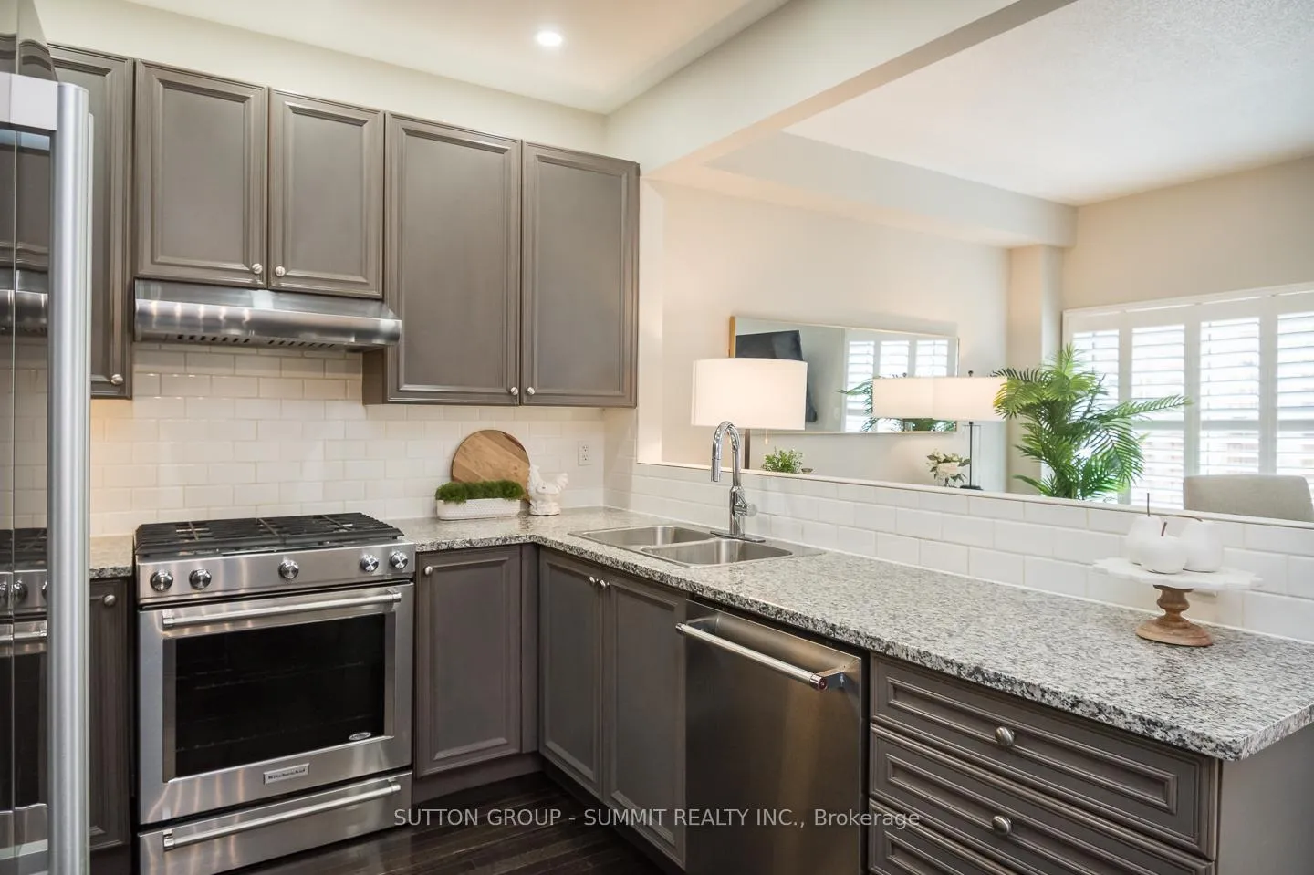 Photo 15 of 315 Bessborough Drive, Milton, Harrison — HOMEH