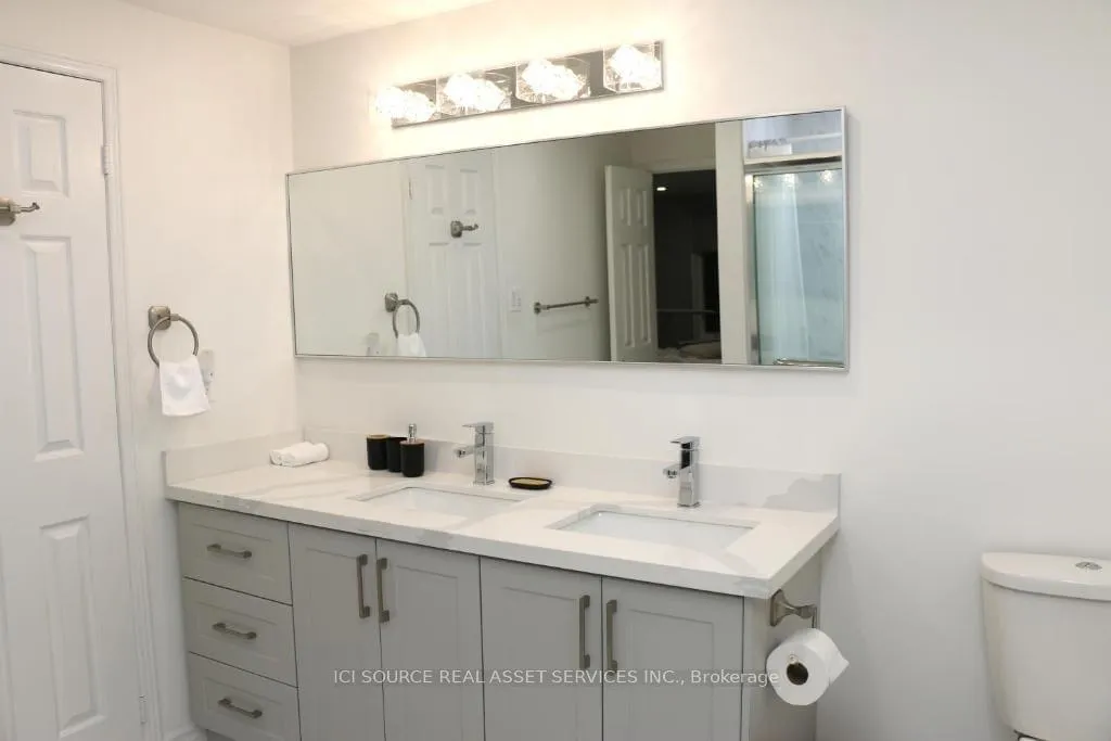 Photo 10 of Unit Upper, 164 Stather Crescent, Markham, Milliken Mills East — HOMEH