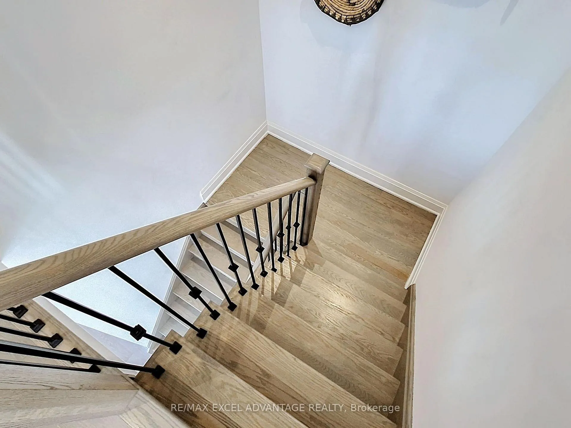 Photo 14 of 62 Saddlecreek Drive, Markham, Commerce Valley — HOMEH
