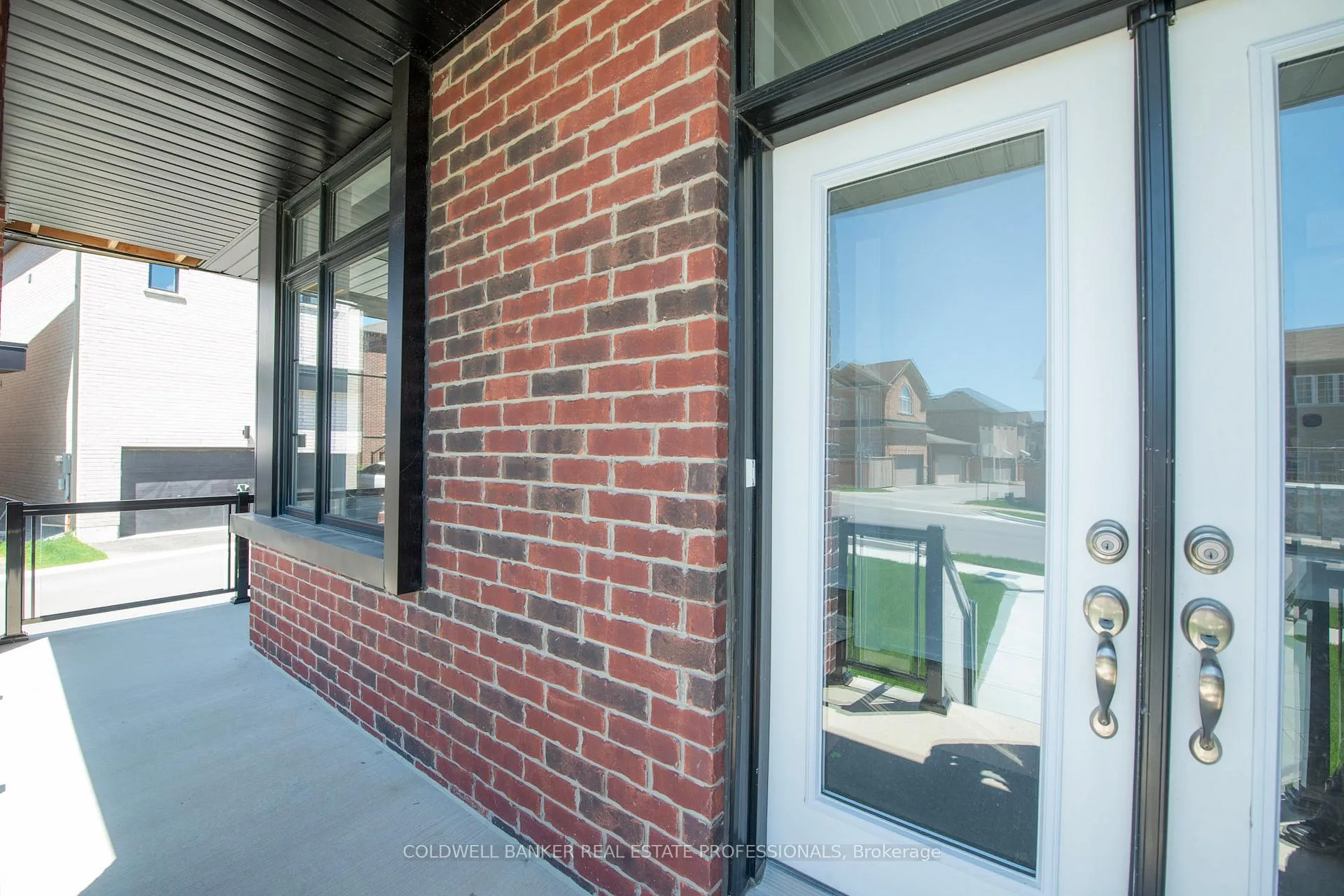 Photo 2 of 39 Golden Fern Street, Markham, Cornell — HOMEH