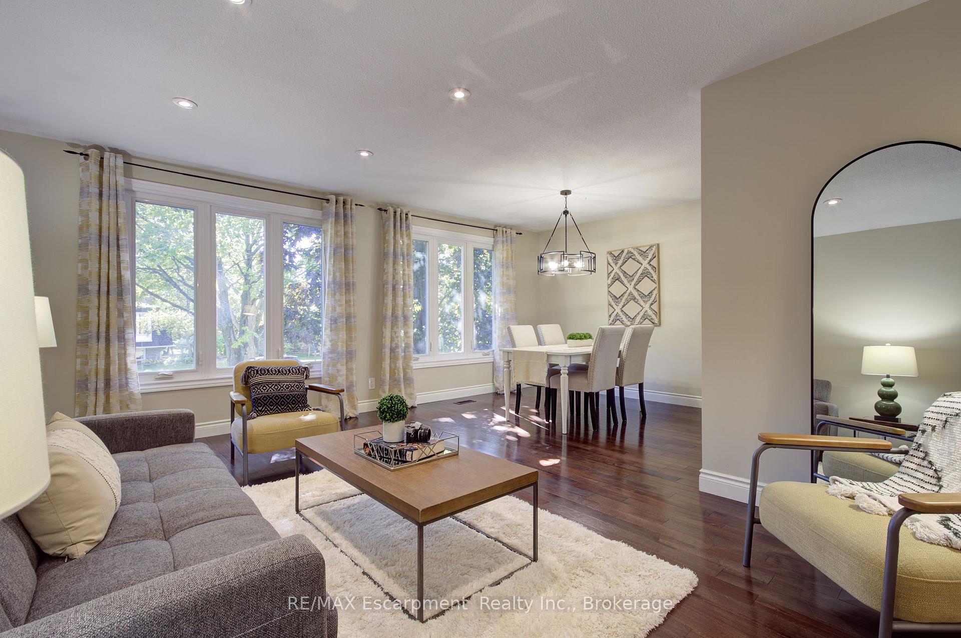 Photo 9 of 1491 Brenner Crescent, Burlington, Mountainside — HOMEH