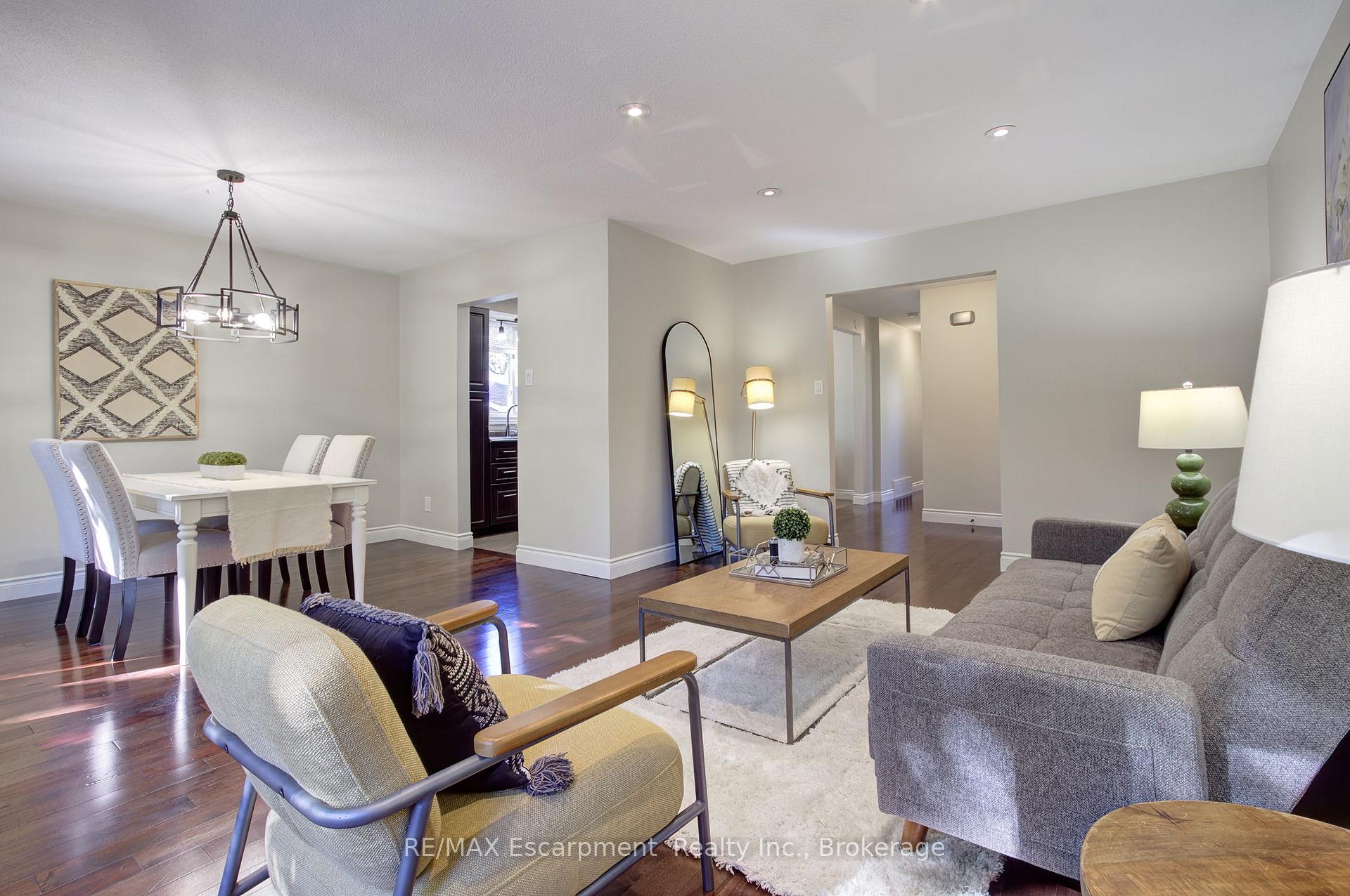 Photo 10 of 1491 Brenner Crescent, Burlington, Mountainside — HOMEH
