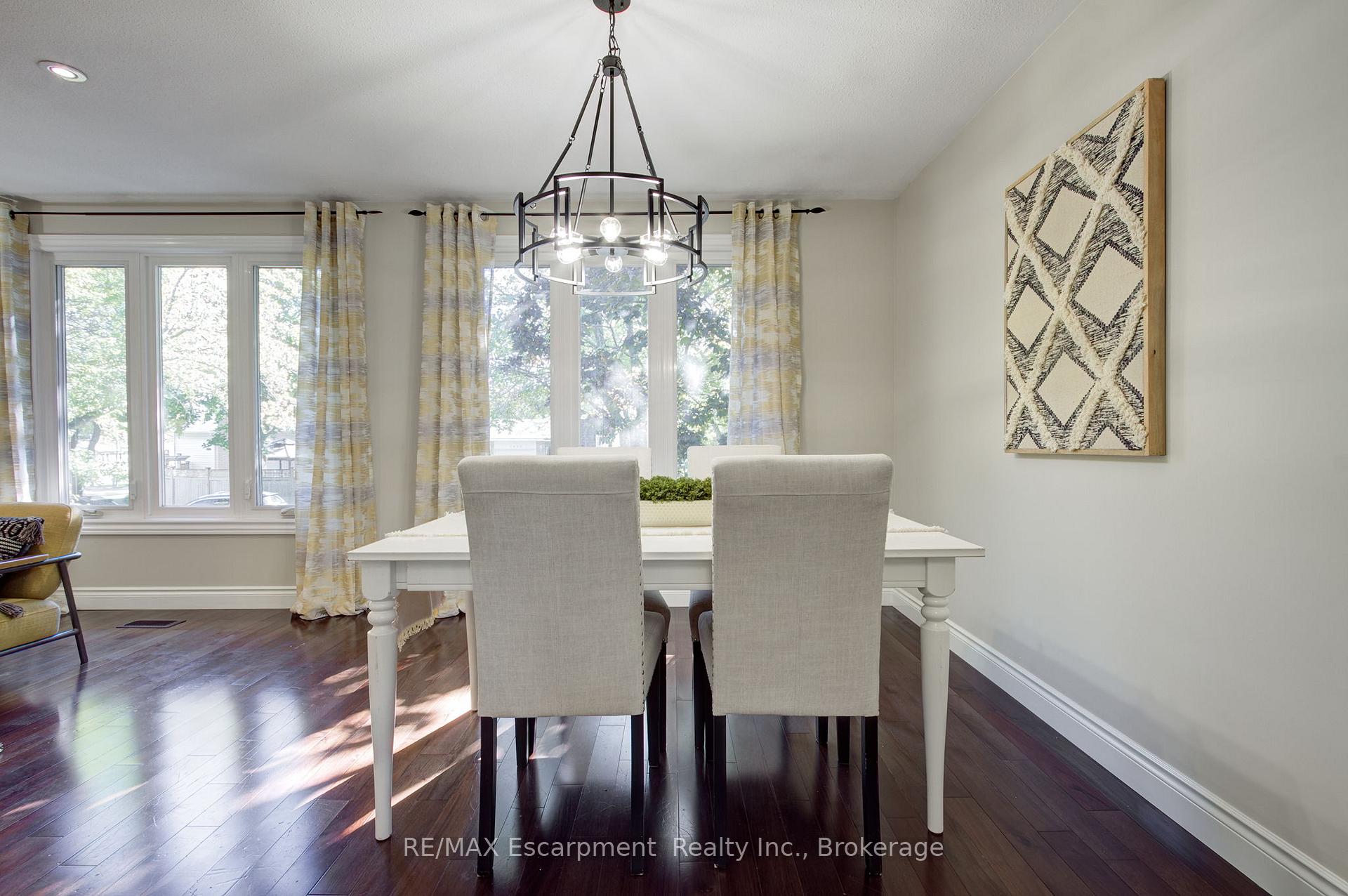 Photo 13 of 1491 Brenner Crescent, Burlington, Mountainside — HOMEH