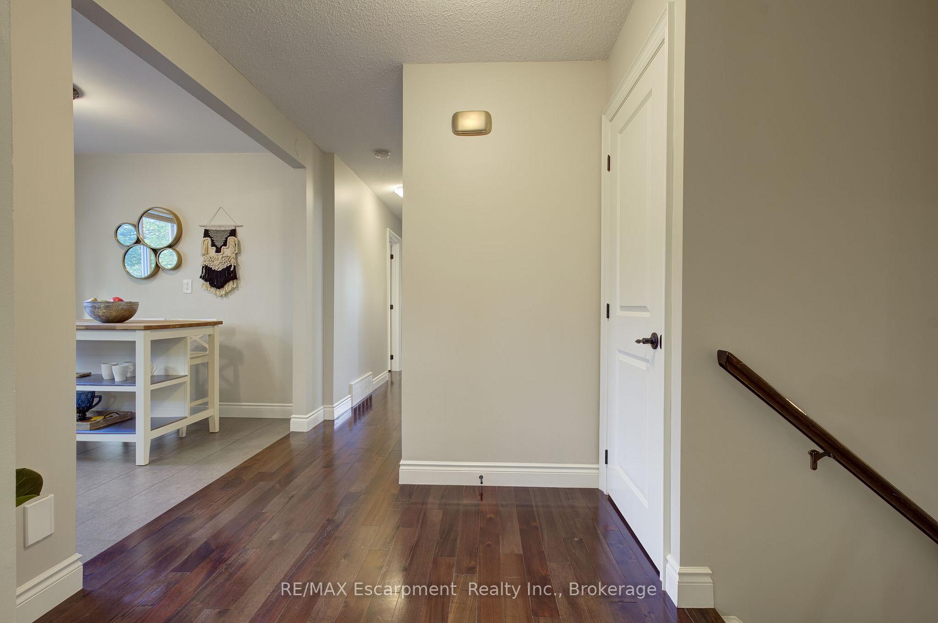 Photo 21 of 1491 Brenner Crescent, Burlington, Mountainside — HOMEH