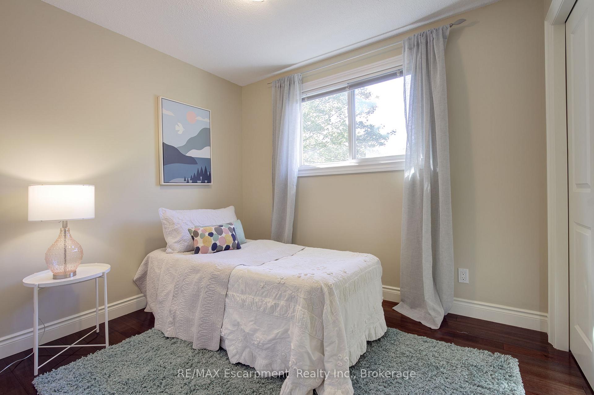 Photo 28 of 1491 Brenner Crescent, Burlington, Mountainside — HOMEH