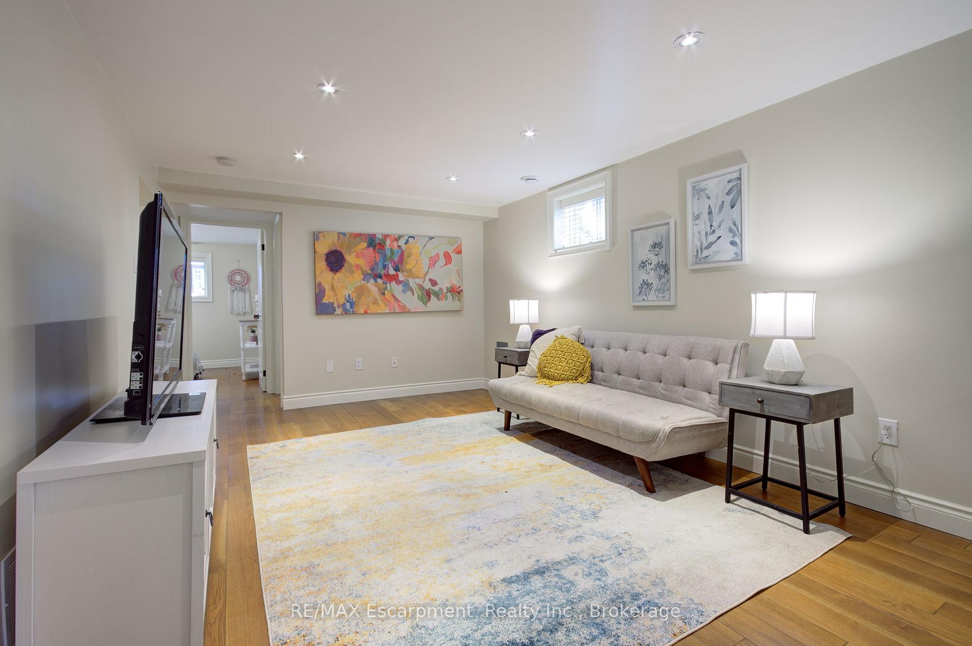 Photo 34 of 1491 Brenner Crescent, Burlington, Mountainside — HOMEH