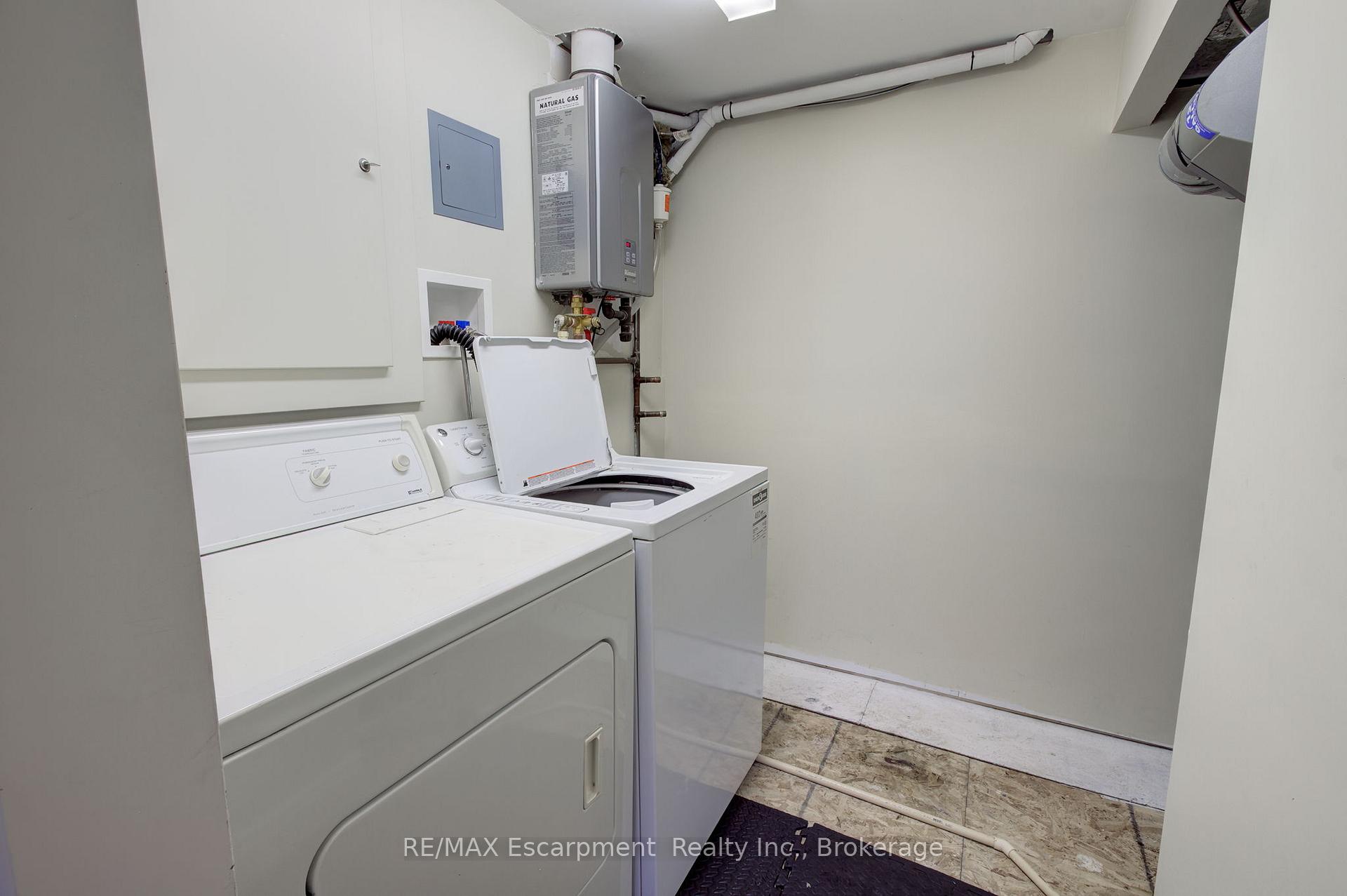 Photo 42 of 1491 Brenner Crescent, Burlington, Mountainside — HOMEH