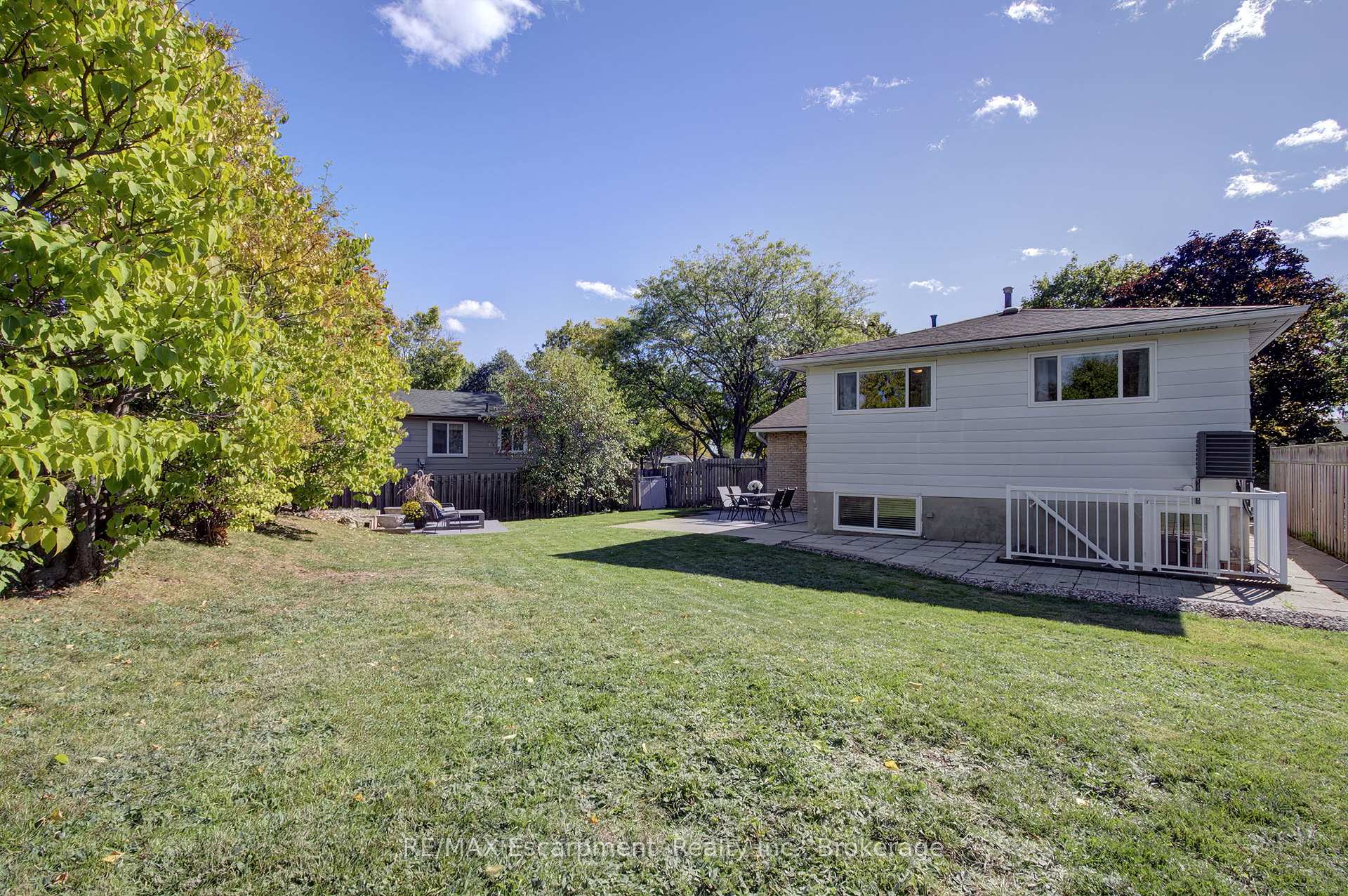 Photo 45 of 1491 Brenner Crescent, Burlington, Mountainside — HOMEH