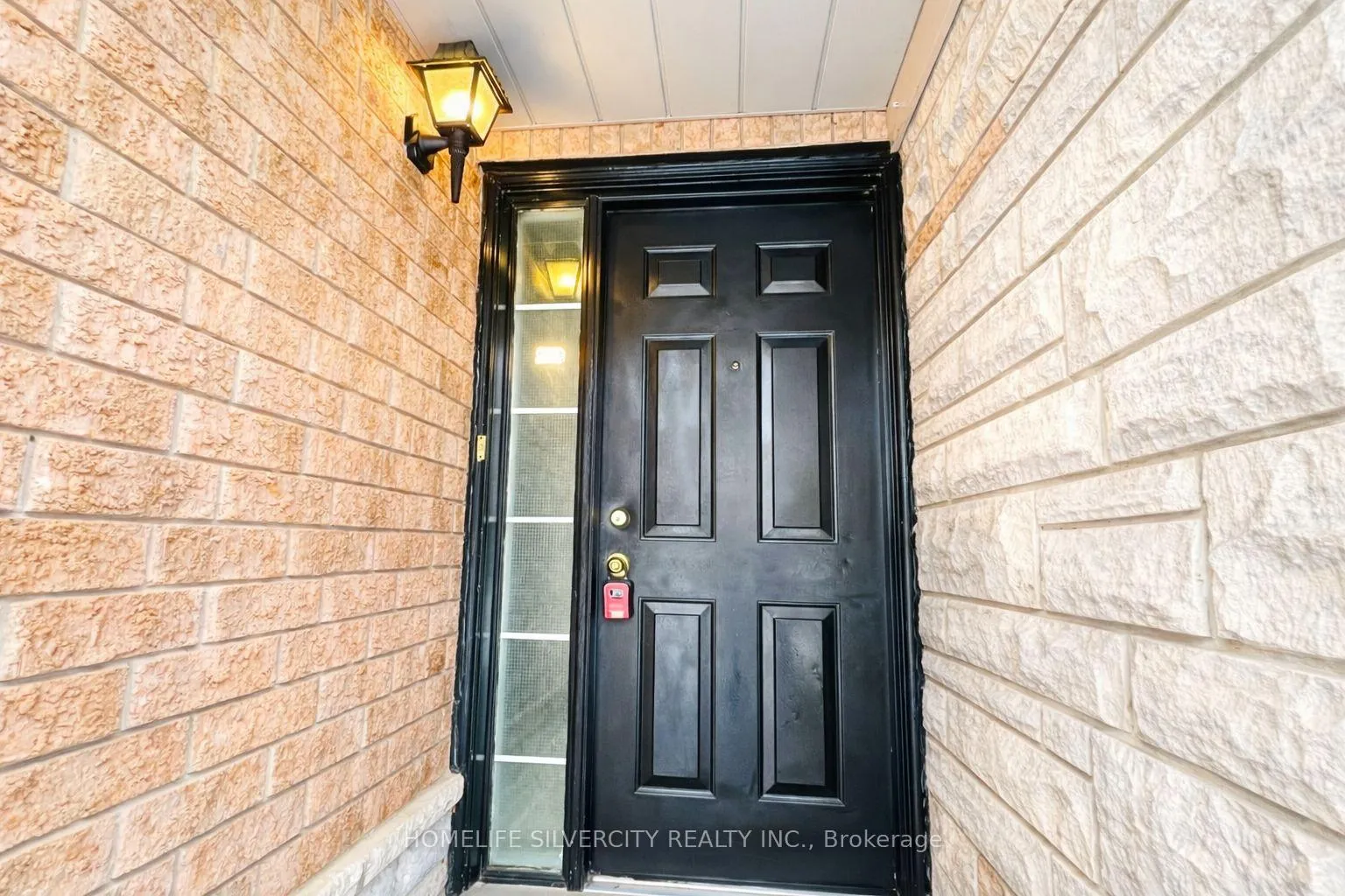 Photo 3 of 7 Bison Run Road, Brampton, Sandringham-Wellington — HOMEH