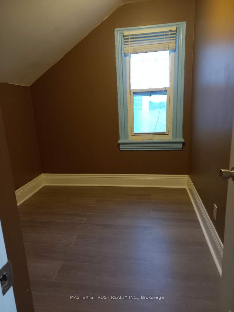 Photo 7 of Unit Upper, 2925 C Hwy 2 Way, Clarington, Bowmanville — HOMEH