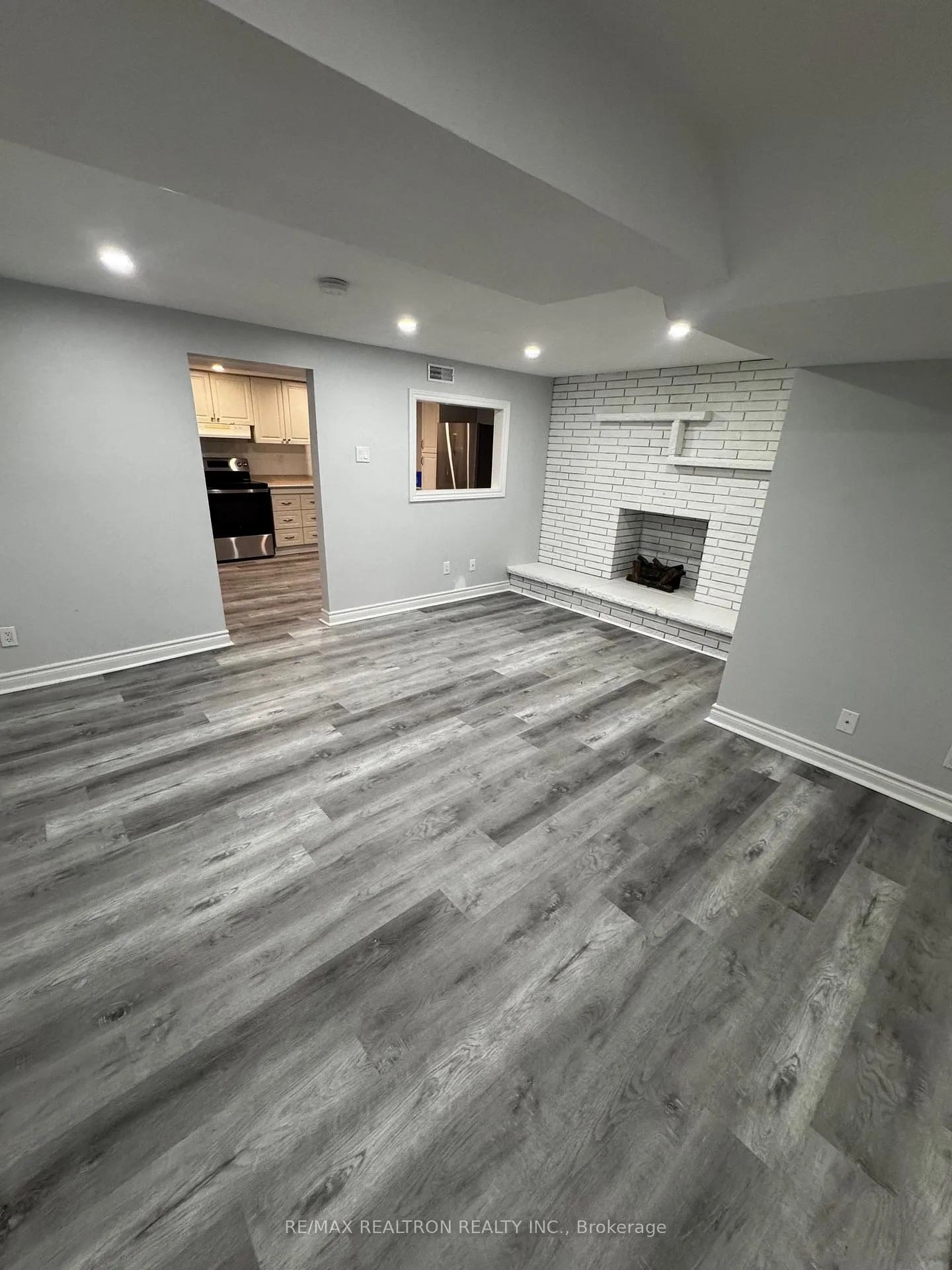 Photo 1 of 794 West Shore Boulevard, Pickering, West Shore — HOMEH