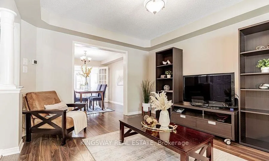 Photo 4 of 215 Equator Crescent, Vaughan, Vellore Village — HOMEH