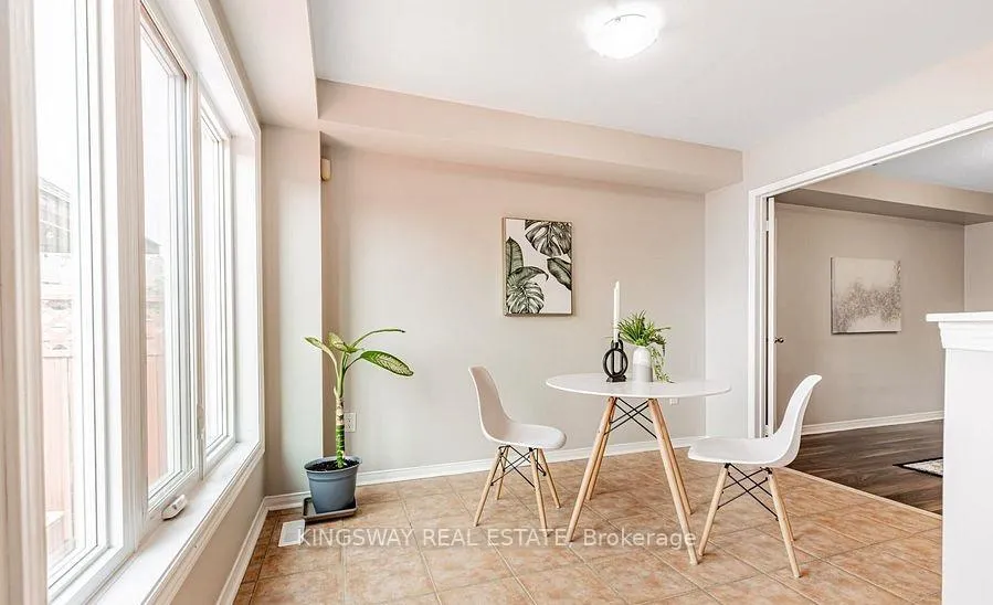 Photo 7 of 215 Equator Crescent, Vaughan, Vellore Village — HOMEH