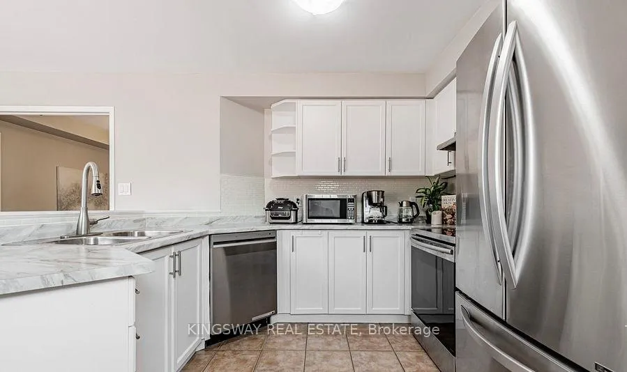 Photo 8 of 215 Equator Crescent, Vaughan, Vellore Village — HOMEH