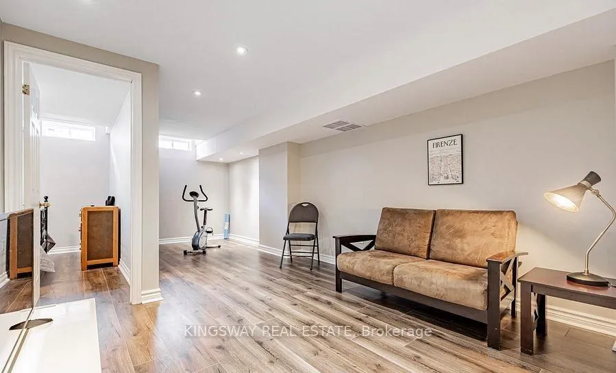 Photo 14 of 215 Equator Crescent, Vaughan, Vellore Village — HOMEH