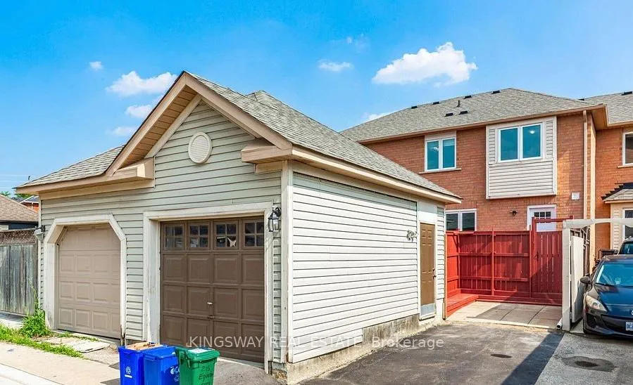 Photo 19 of 215 Equator Crescent, Vaughan, Vellore Village — HOMEH