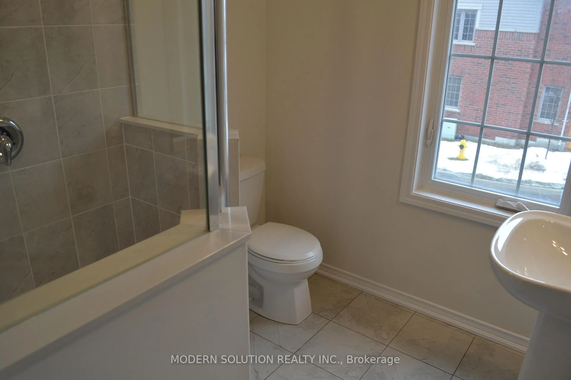 Photo 11 of 155 Danzatore Path, Oshawa, Windfields — HOMEH
