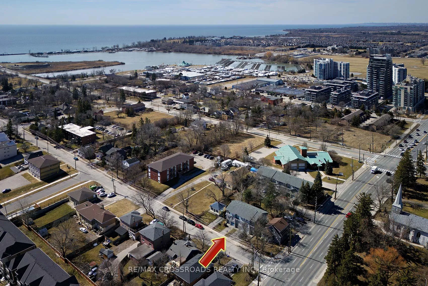 Photo 3 of Unit 2, 1506 Dufferin Street, Whitby, Port Whitby — HOMEH