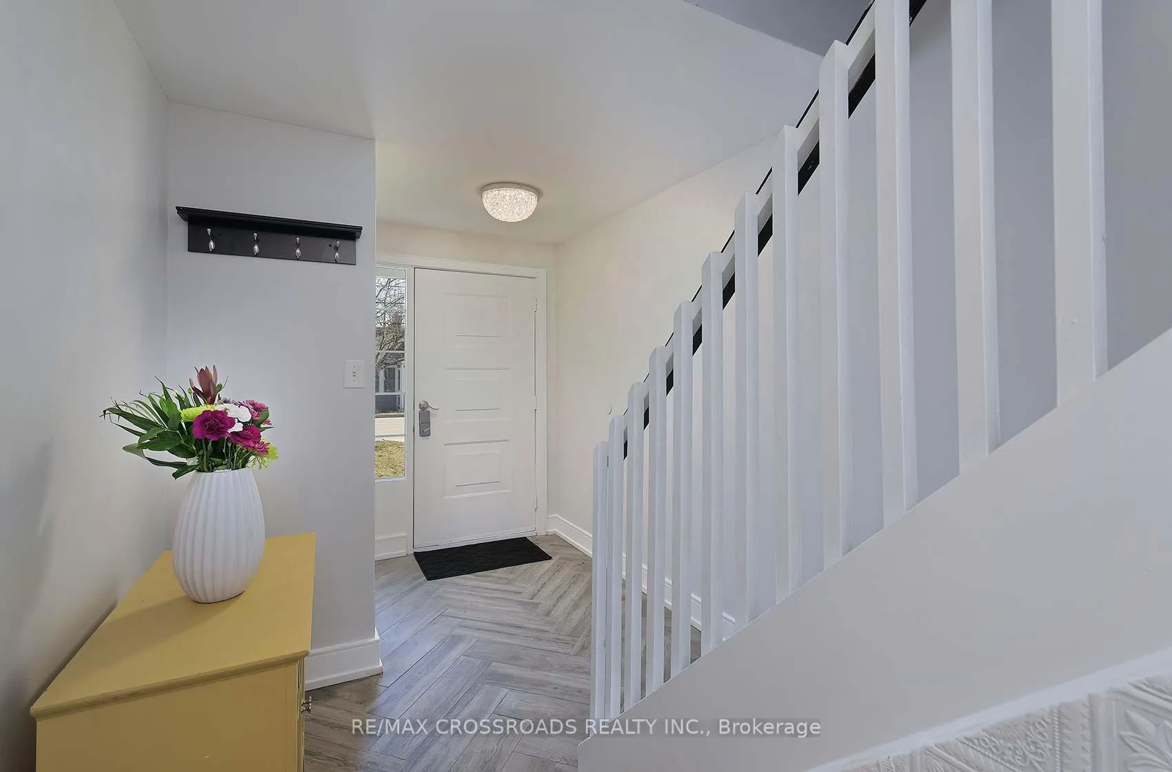 Photo 9 of Unit 2, 1506 Dufferin Street, Whitby, Port Whitby — HOMEH