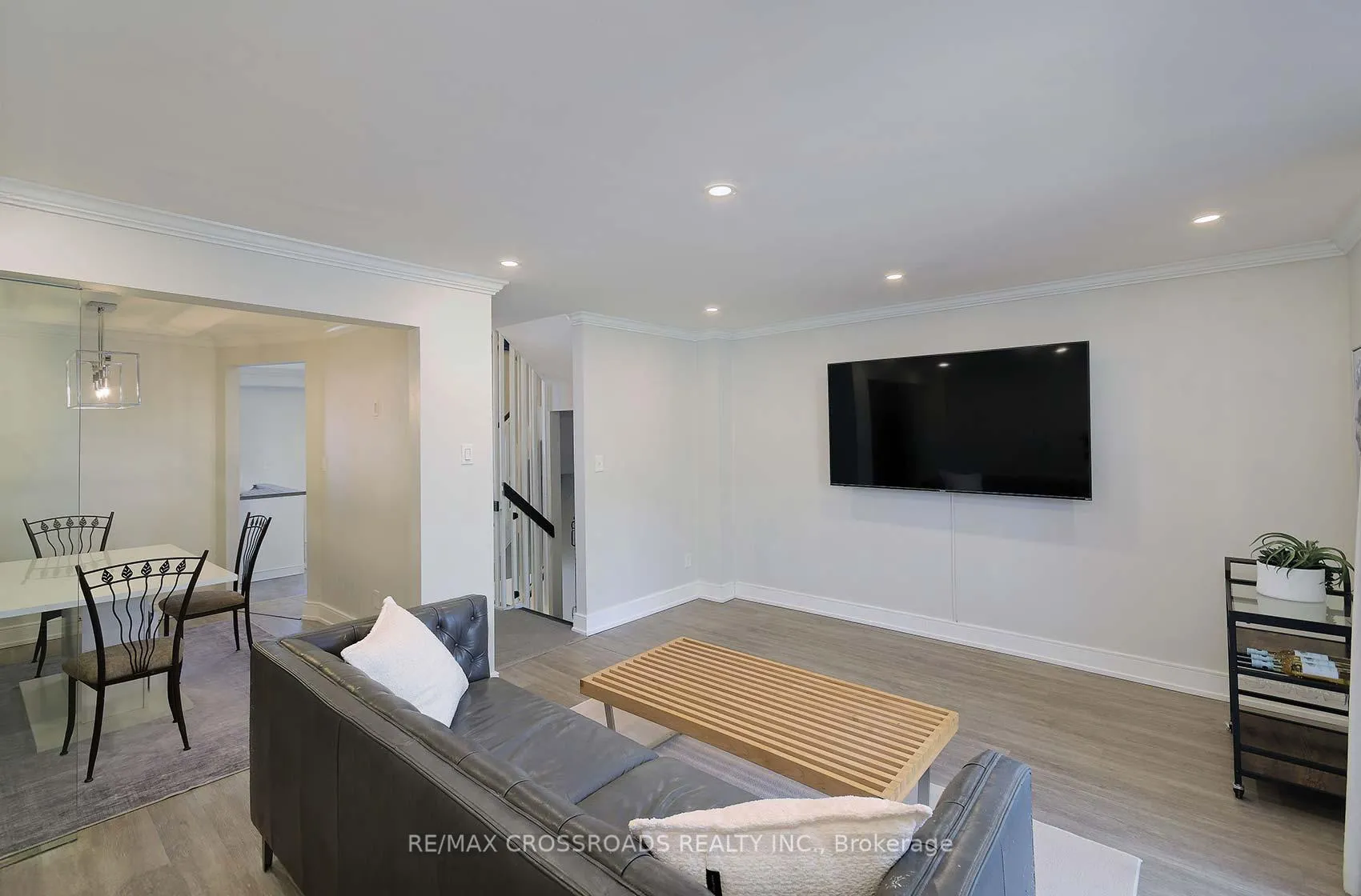 Photo 11 of Unit 2, 1506 Dufferin Street, Whitby, Port Whitby — HOMEH