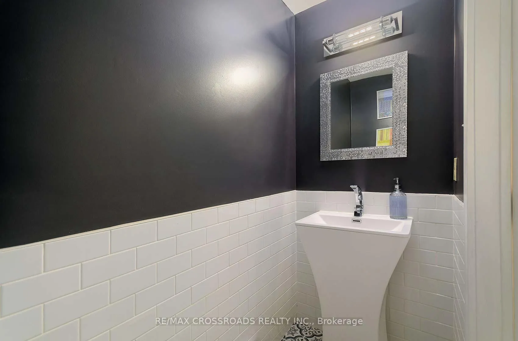 Photo 21 of Unit 2, 1506 Dufferin Street, Whitby, Port Whitby — HOMEH