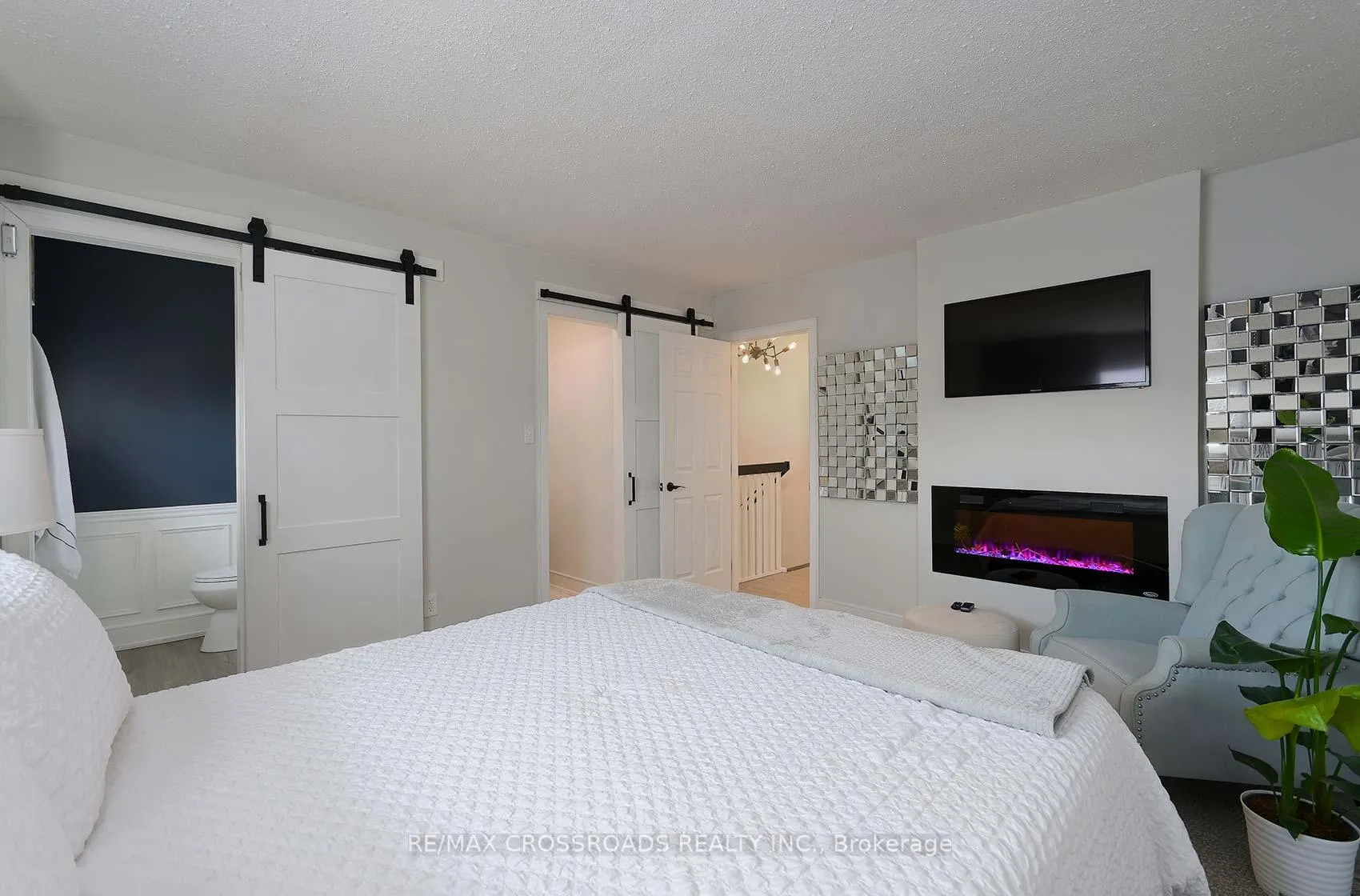 Photo 25 of Unit 2, 1506 Dufferin Street, Whitby, Port Whitby — HOMEH