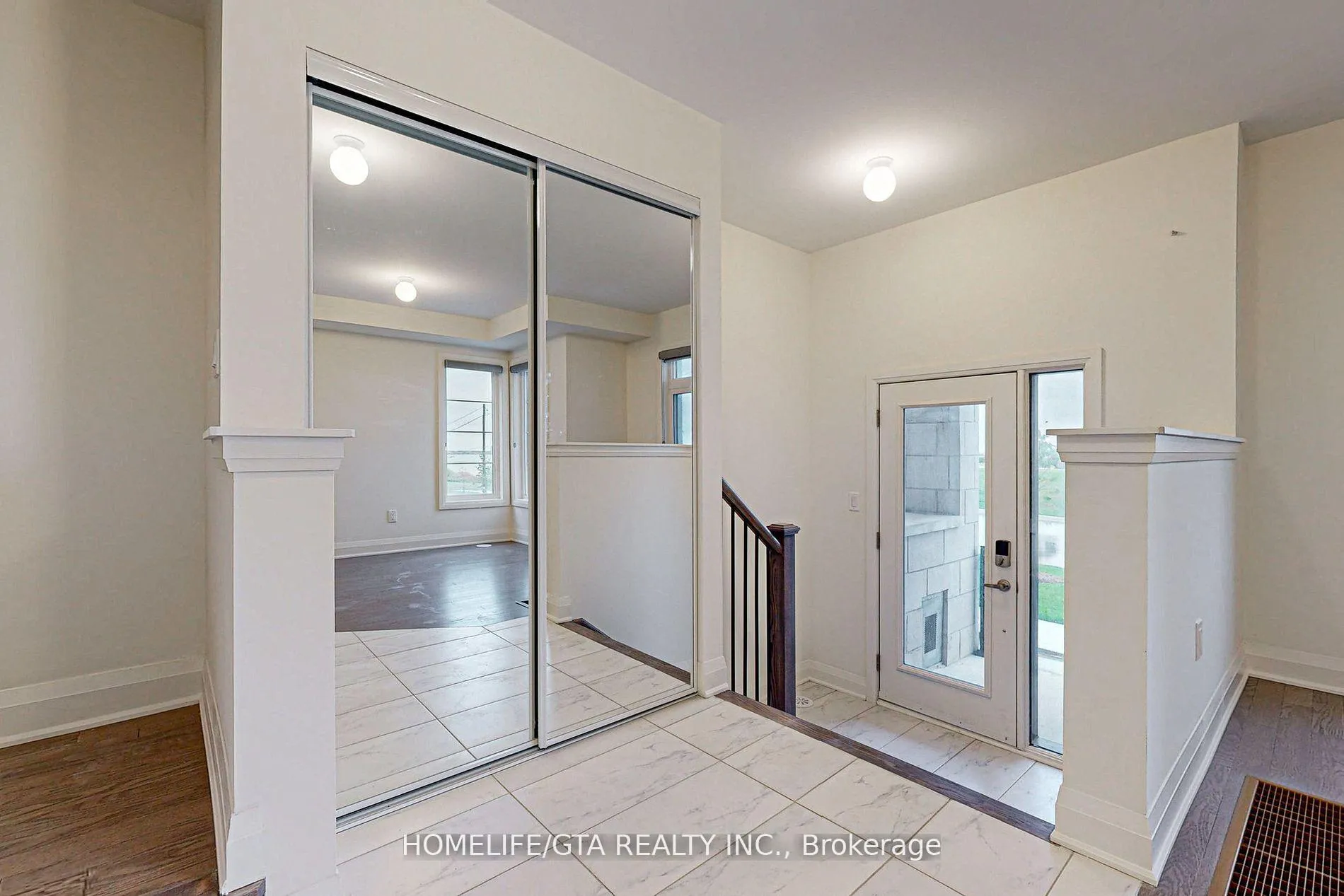 Photo 10 of 583 Port Darlington Road, Clarington, Bowmanville — HOMEH