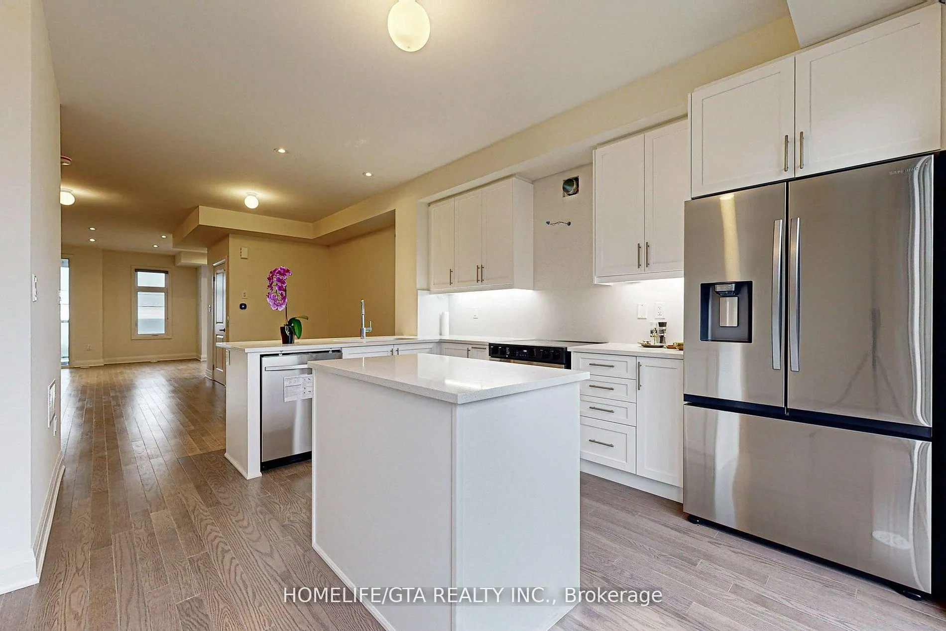 Photo 15 of 583 Port Darlington Road, Clarington, Bowmanville — HOMEH