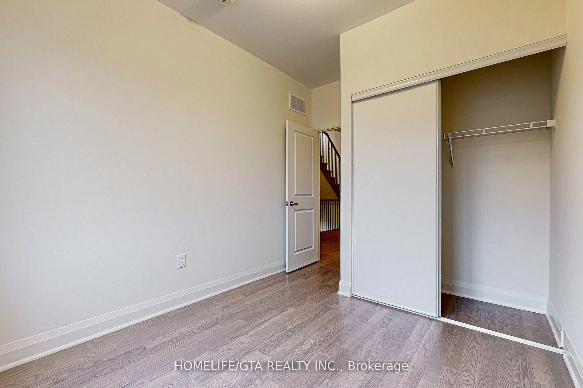 Photo 23 of 583 Port Darlington Road, Clarington, Bowmanville — HOMEH