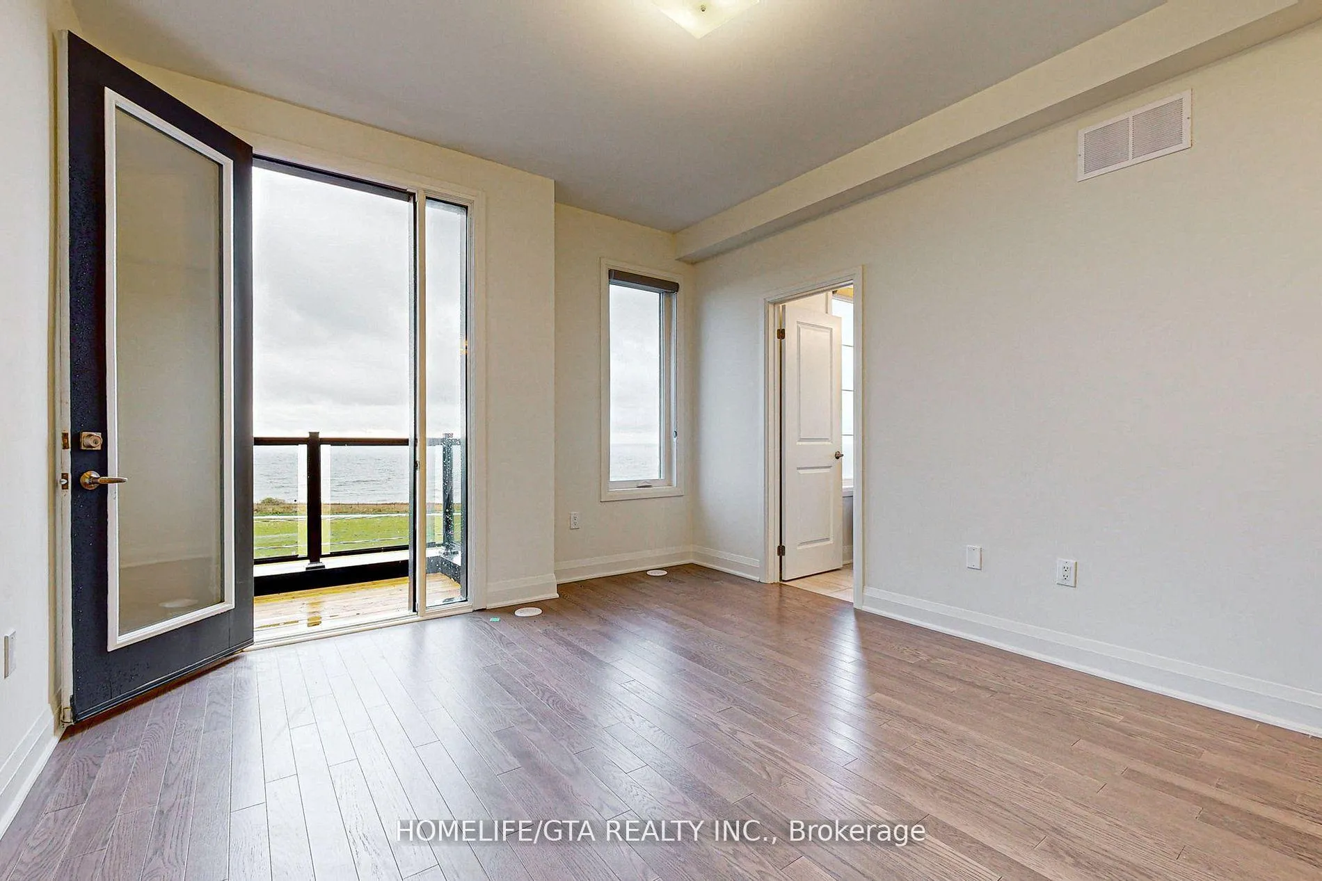 Photo 26 of 583 Port Darlington Road, Clarington, Bowmanville — HOMEH