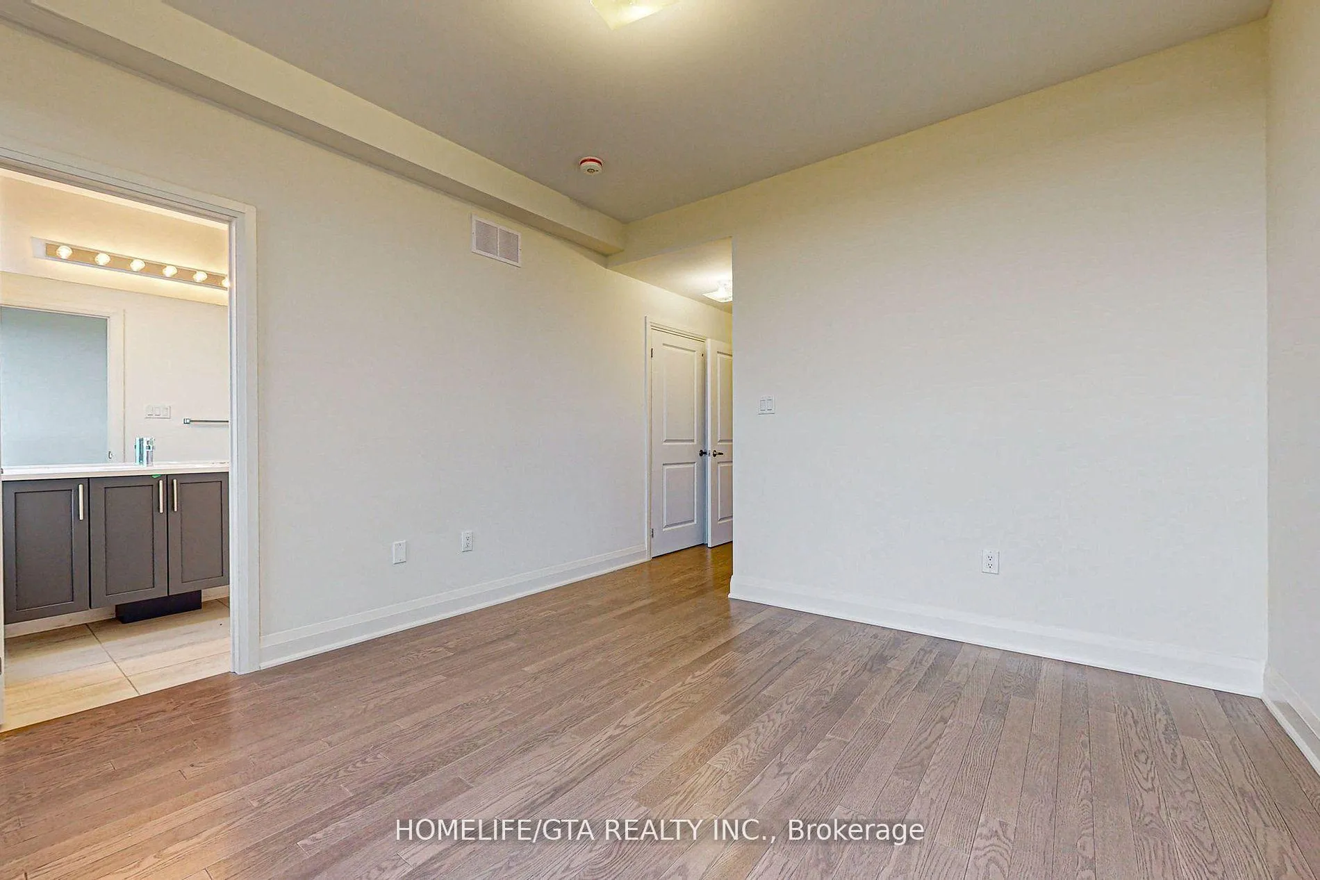 Photo 27 of 583 Port Darlington Road, Clarington, Bowmanville — HOMEH