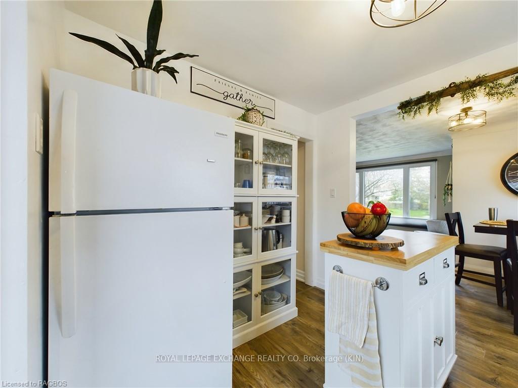 Photo 12 of 178 Britannia Road W, Goderich, Goderich (Town) — HOMEH