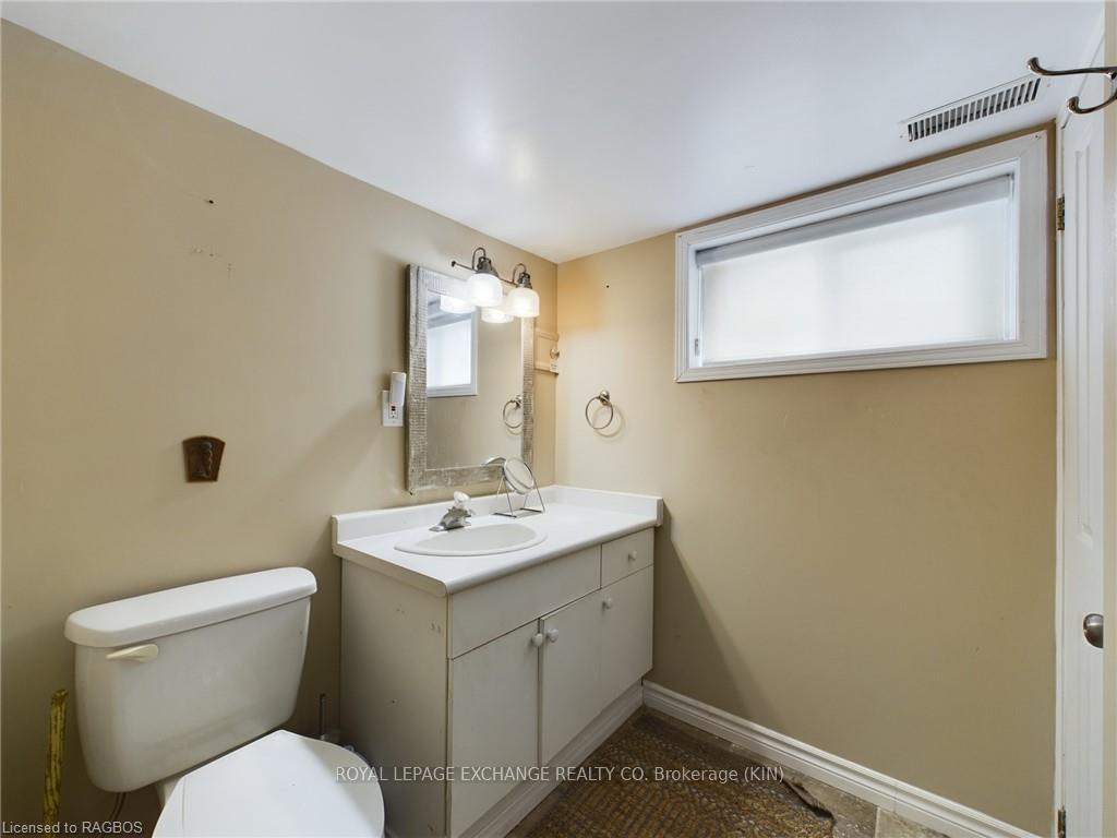 Photo 22 of 178 Britannia Road W, Goderich, Goderich (Town) — HOMEH