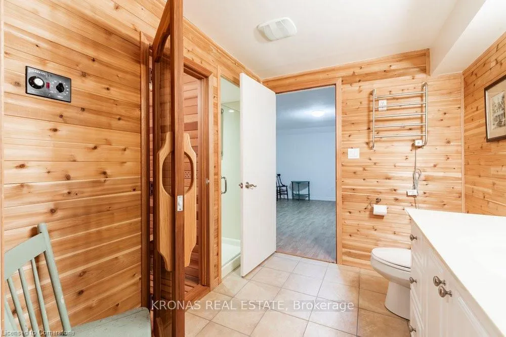 Photo 34 of 212 Silverbirch Boulevard, Hamilton, Rural Glanbrook — HOMEH