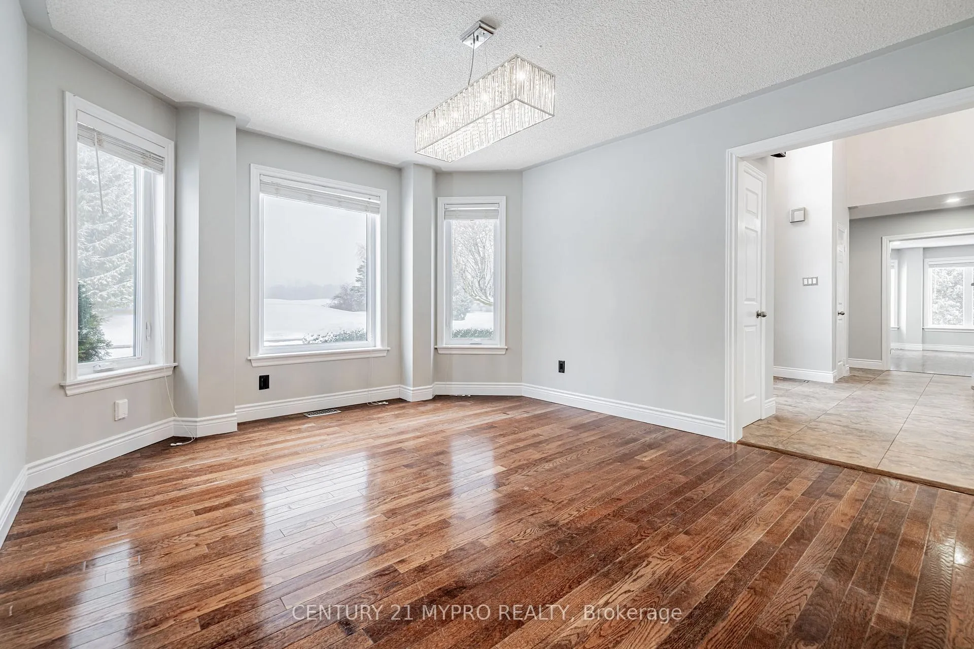 Photo 11 of 42 Mccauley Drive, Caledon, Rural Caledon — HOMEH