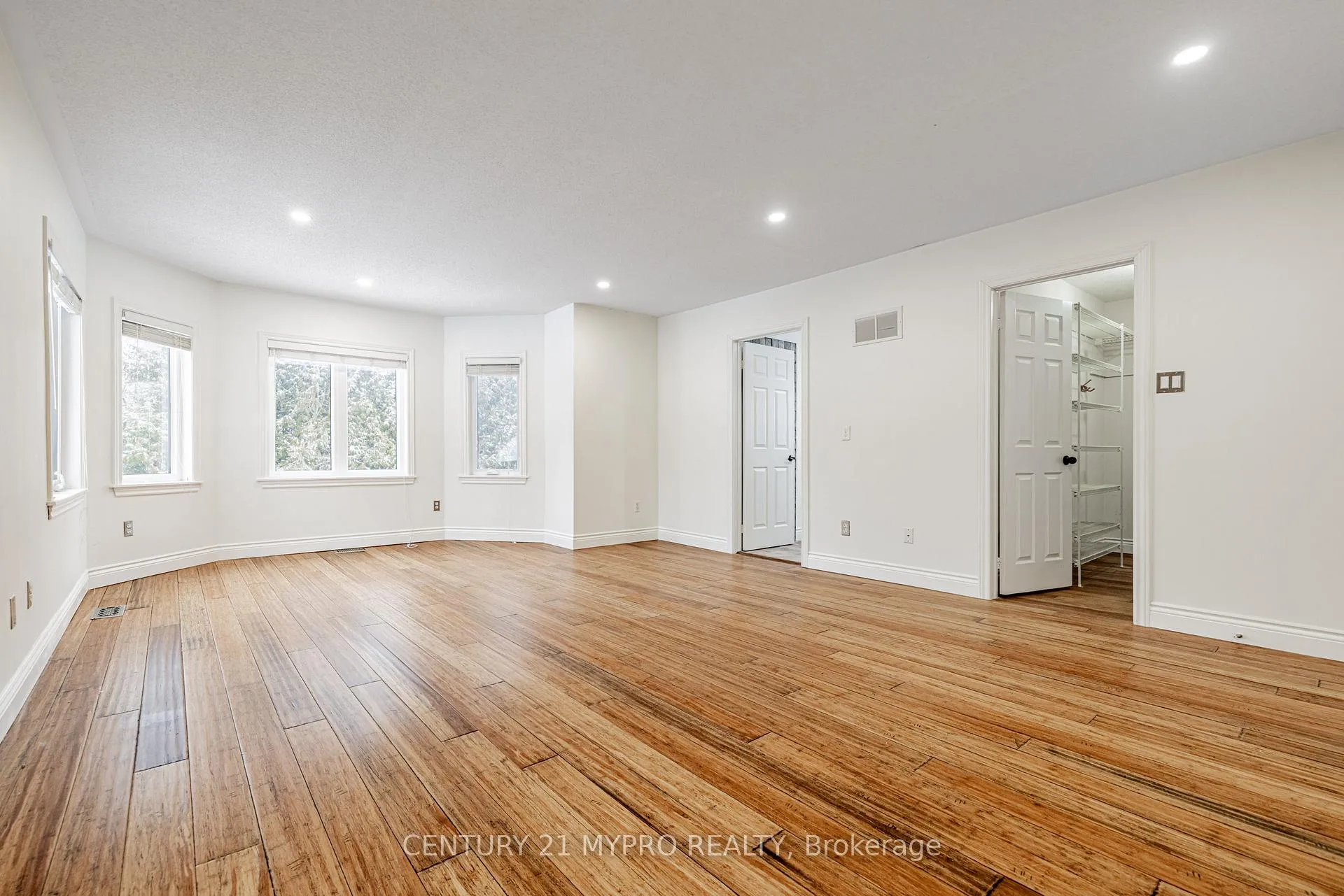 Photo 29 of 42 Mccauley Drive, Caledon, Rural Caledon — HOMEH