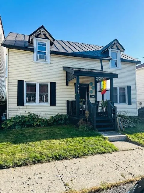 Photo 1 of 336 Water Street E, Cornwall — HOMEH